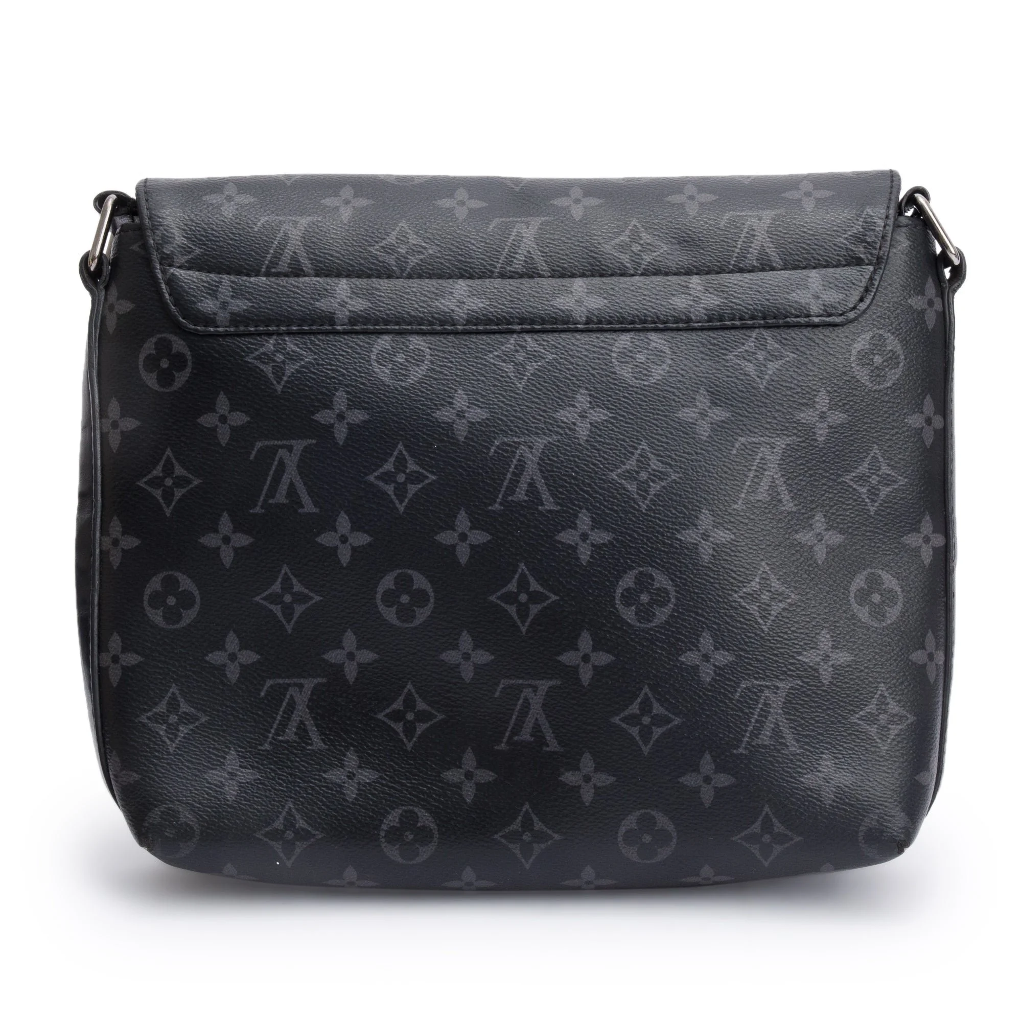 Louis-Vuitton-Monogram-Eclipse-District-PM-Bag-5_58c505d2.jpg
