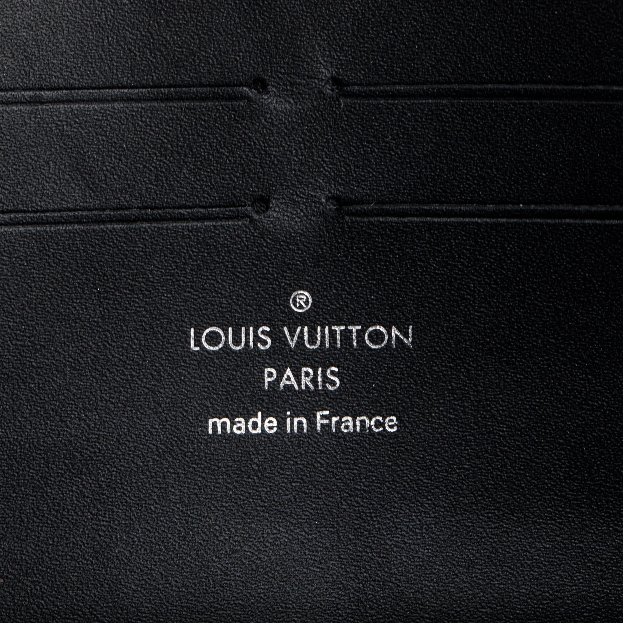 Louis-Vuitton-Transformed-Damier-Ebene-Time-Trunk-Twist-Chain-Wallet-w-Box-8.jpg