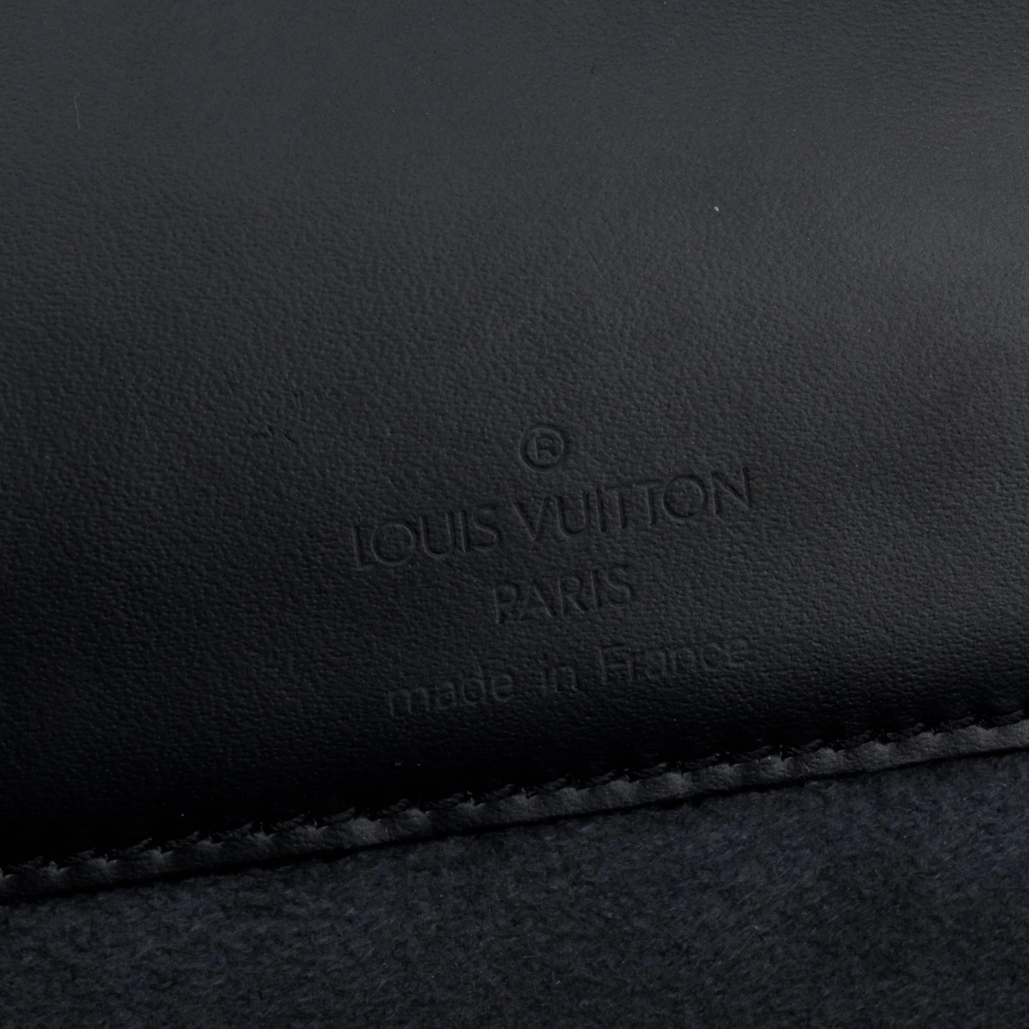 Louis-Vuitton-Black-Epi-Leather-Nocturne-PM-9.jpg