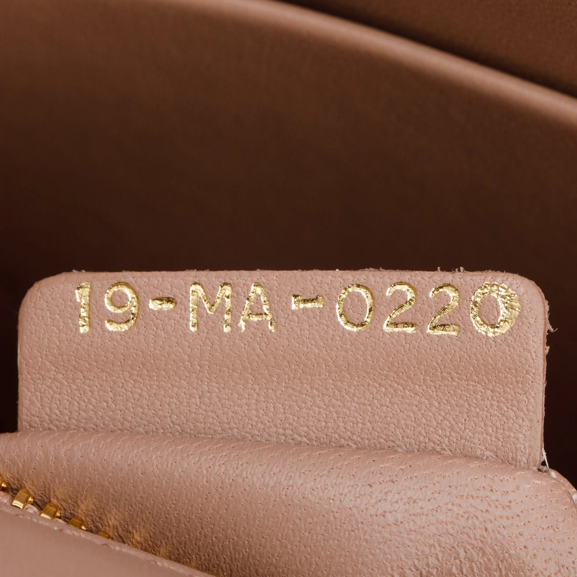 Christian-Dior-Beige-Box-Leather-30-Montaigne-Bag-10.jpg