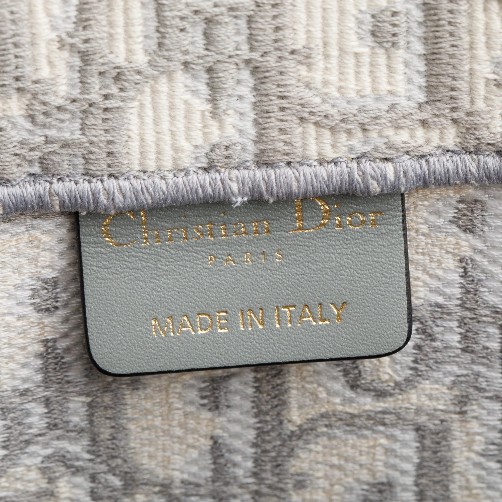 Christian-Dior-2020-Grey-Neutral-Dior-Oblique-Embroidery-Large-Book-Tote-w-Box-7.jpg