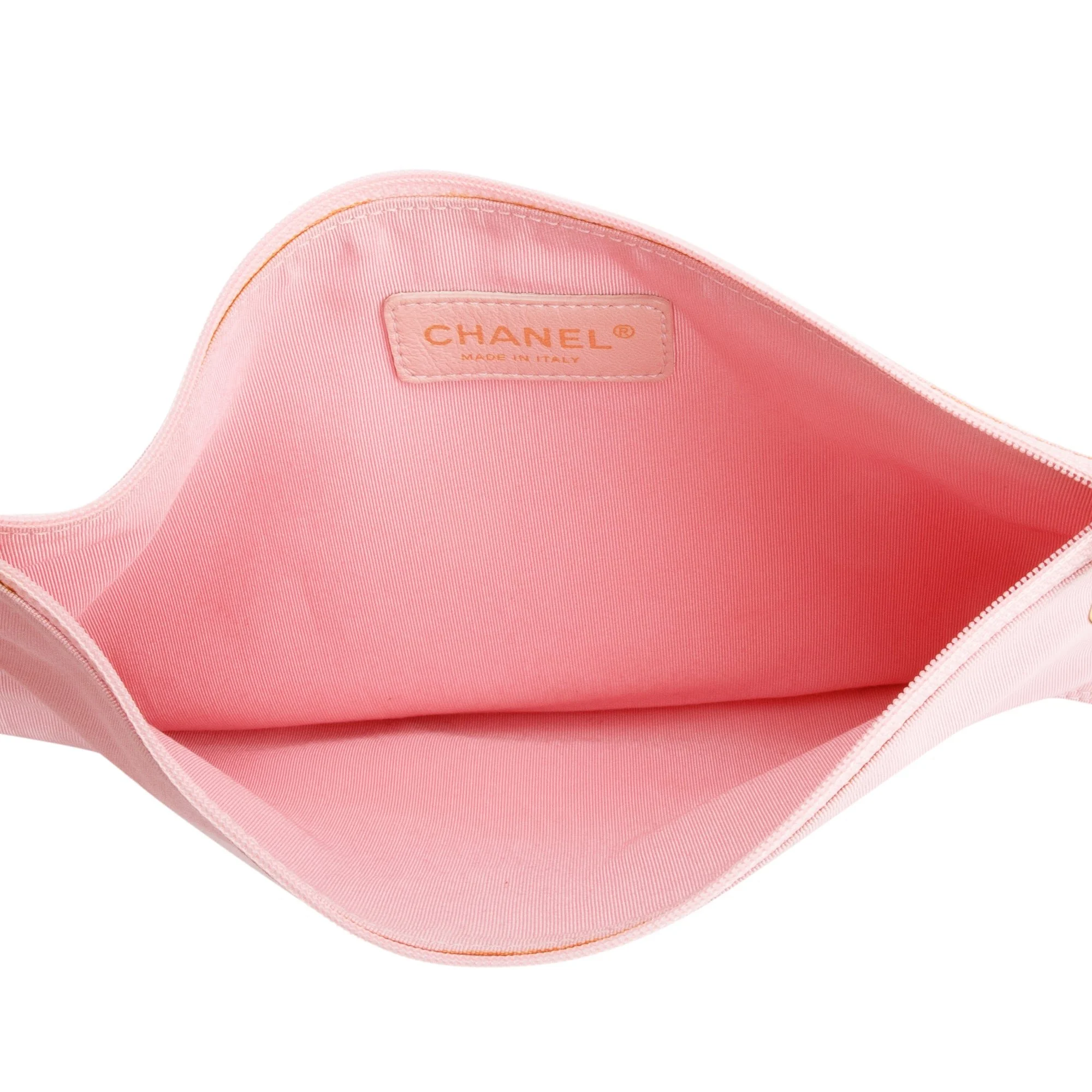 Chanel-Pink-Patent-Leather-Transparent-PVC-Triple-CC-Logo-Tote-7.jpg