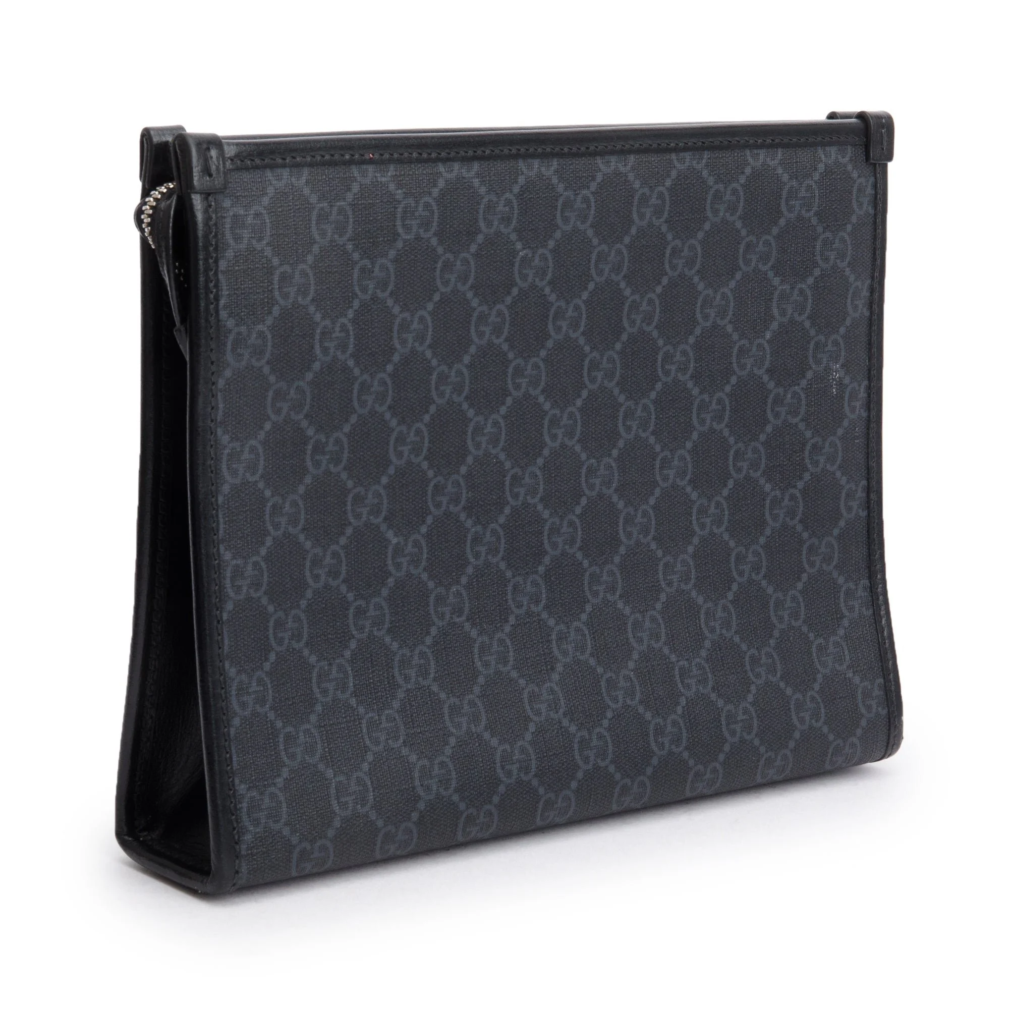 Gucci-Black-GG-Supreme-Beauty-Case-with-Interlocking-G-4.jpg
