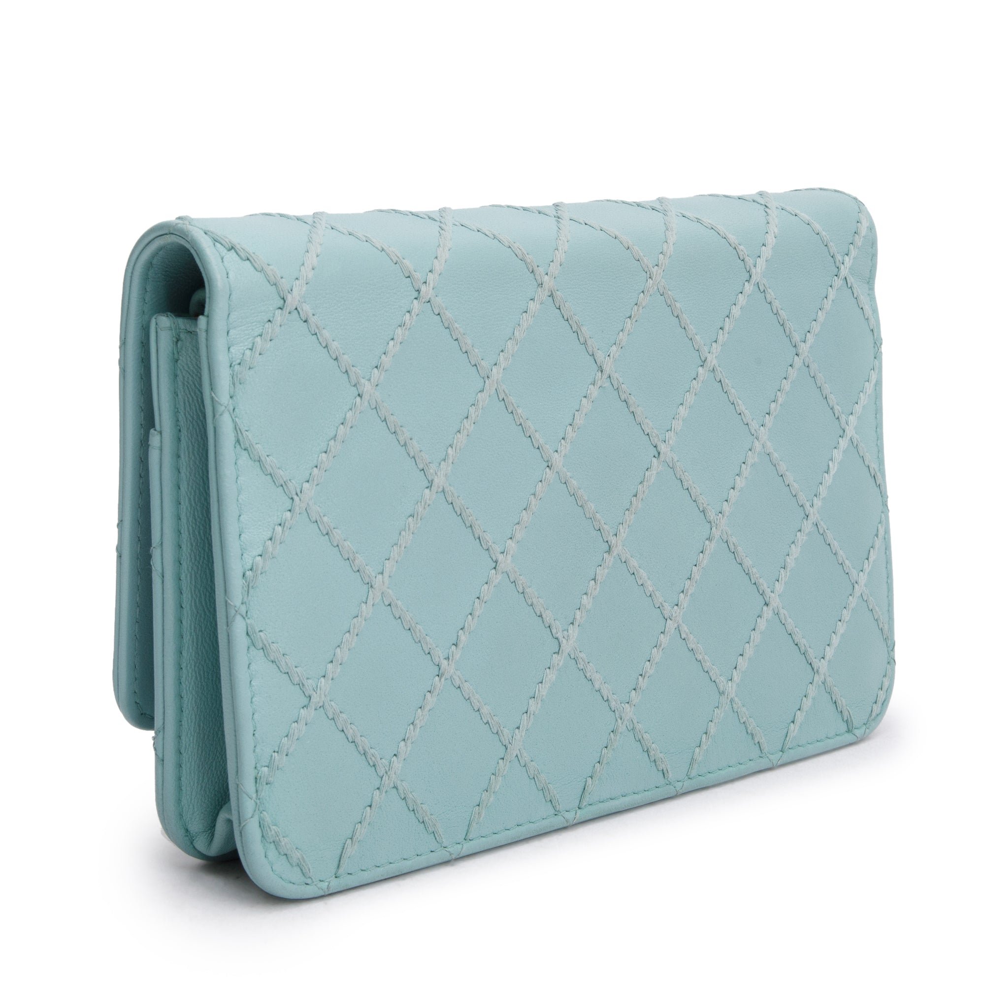 Chanel-Turquoise-Quilted-Calfskin-Leather-Diamond-Stitch-Wallet-on-Chain-w-Authenticity-Card-6.jpg