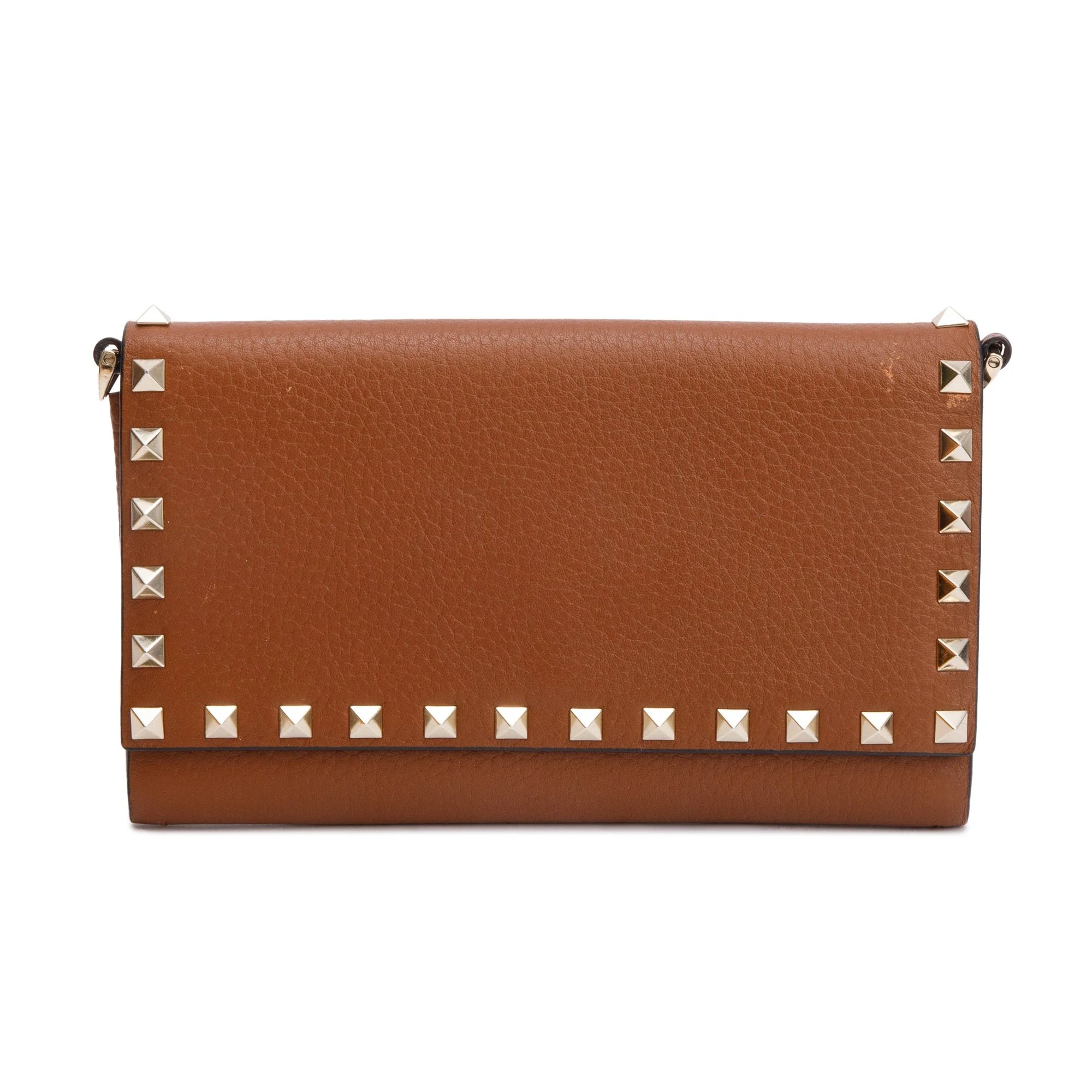 Valentino-Brown-Grained-Leather-Rockstud-Wallet-On-Chain-3.jpg