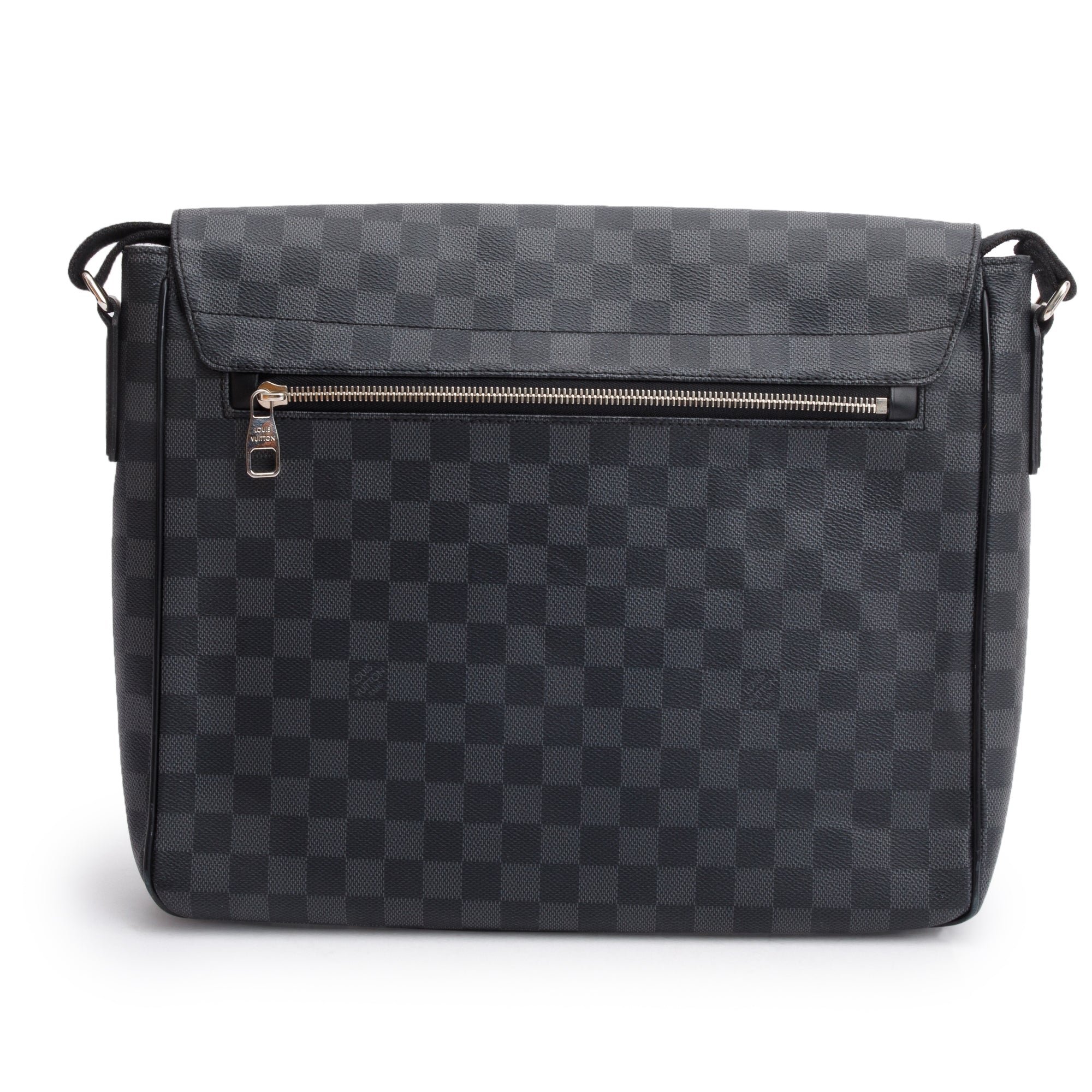 Louis-Vuitton-Damier-Graphite-District-MM-6.jpg