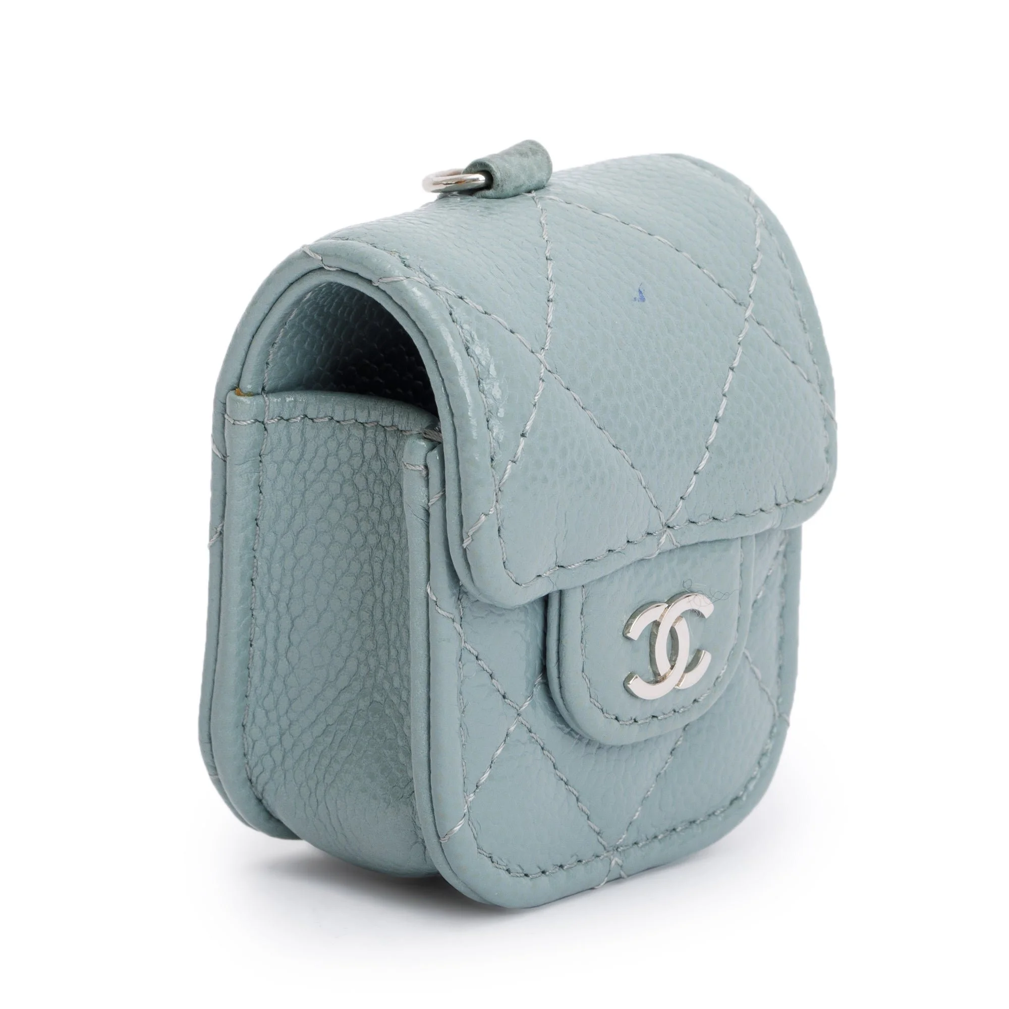 Chanel-2020-Grey-Quilted-Caviar-Leather-Airpods-Flap-Case-on-Chain-4.jpg