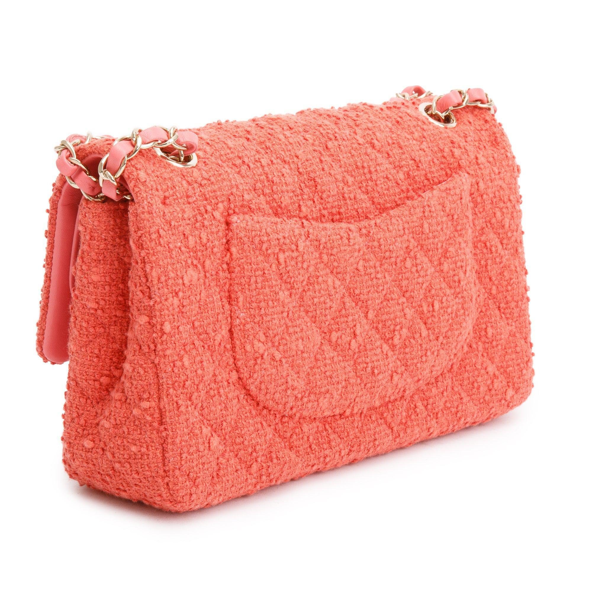 Chanel-Coral-Tweed-Classic-Medium-Double-Flap-Bag-6.jpg
