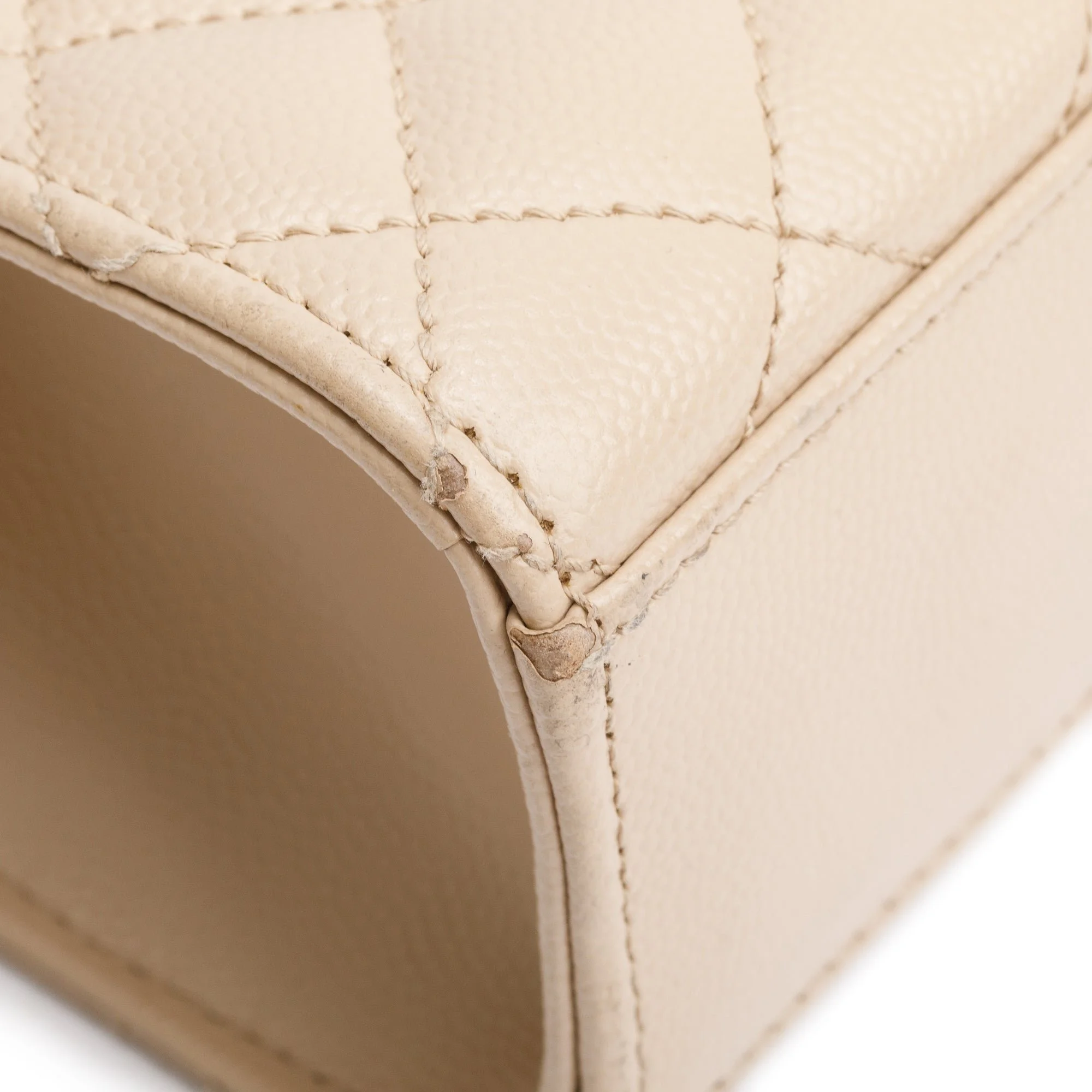 Saint-Laurent-Beige-Quilted-Grain-De-Poudre-Leather-Large-Envelope-Chain-Bag-6.jpg