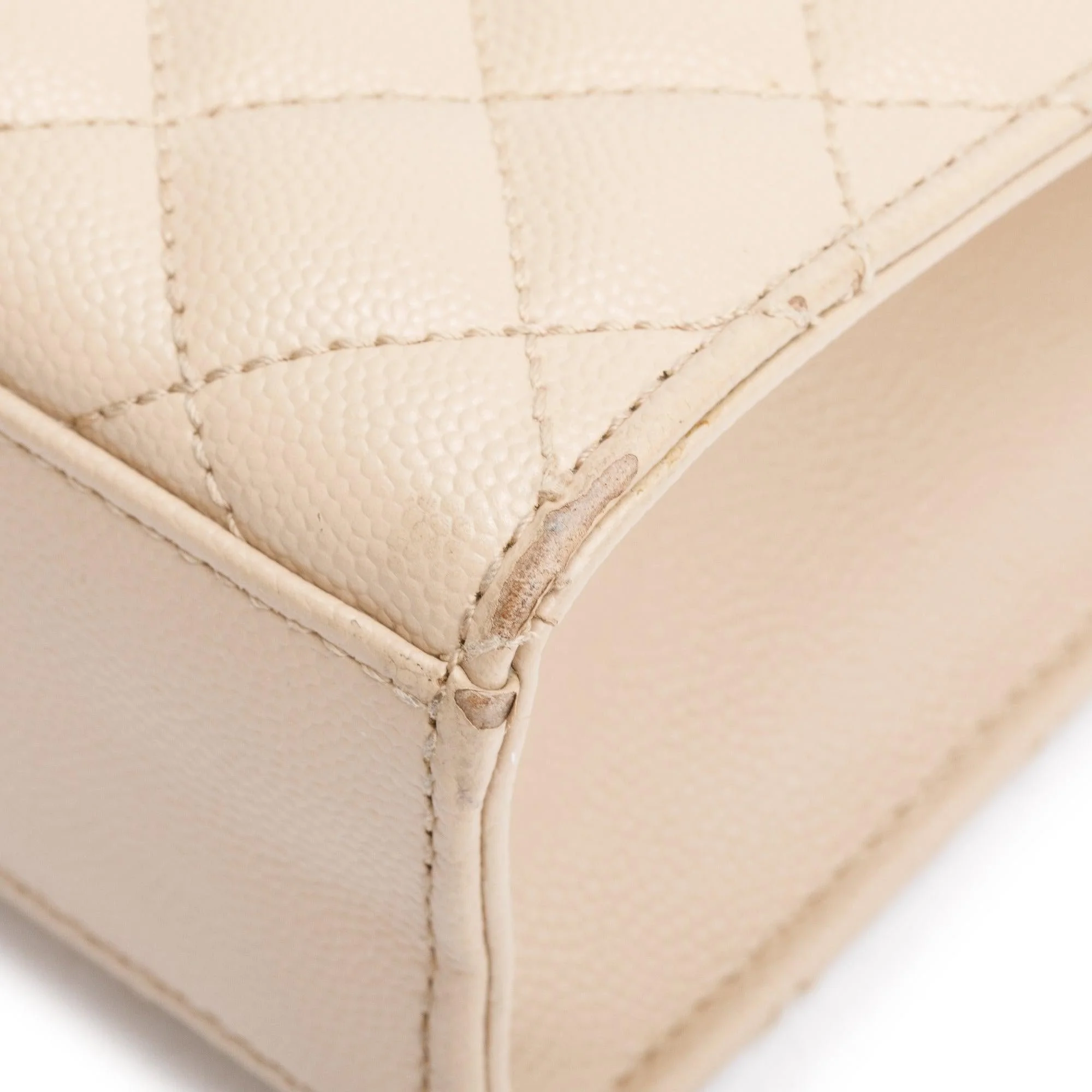 Saint-Laurent-Beige-Quilted-Grain-De-Poudre-Leather-Large-Envelope-Chain-Bag-7.jpg