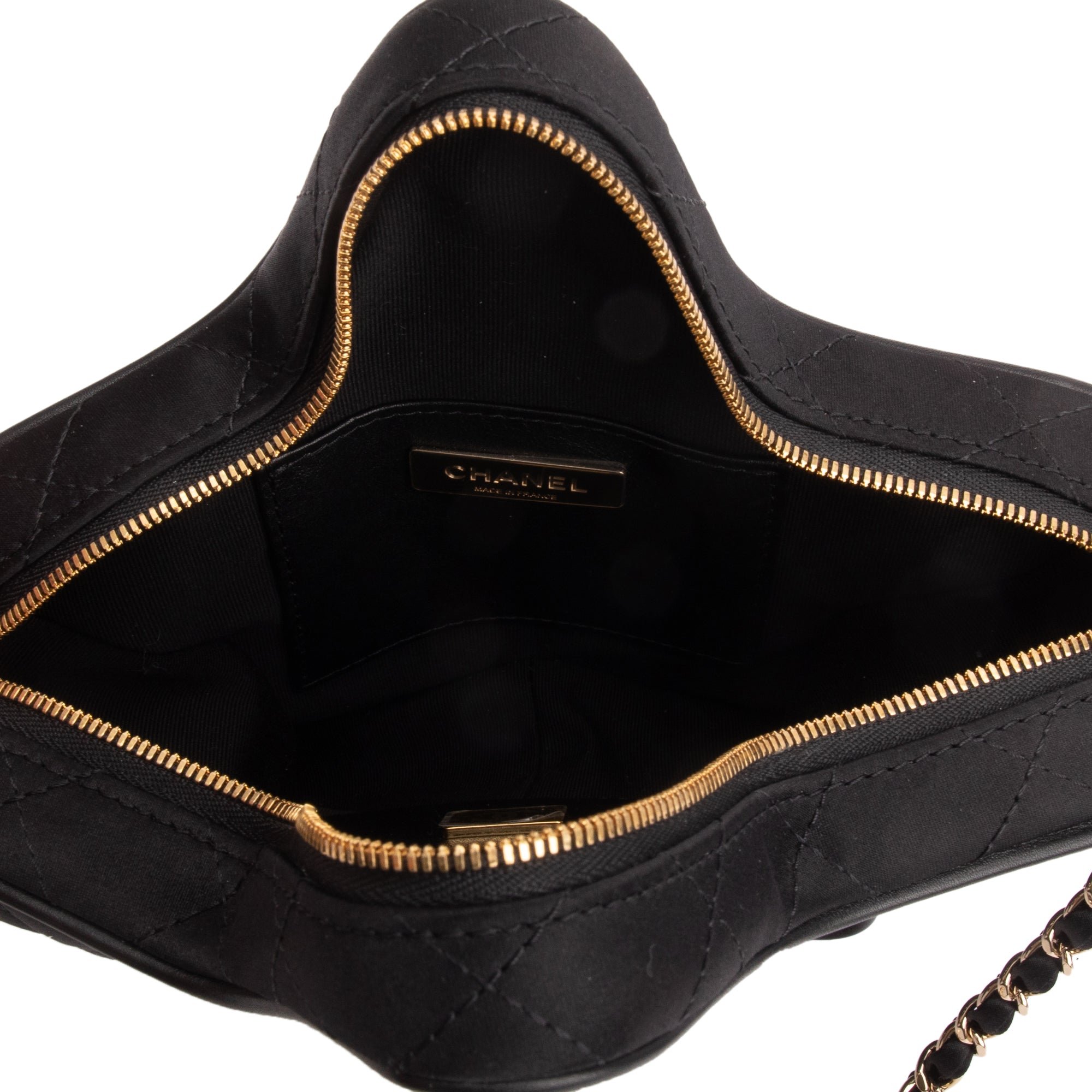 Chanel-2024-Black-Satin-Walk-Of-Fame-Star-Crossbody-Bag-6.jpg