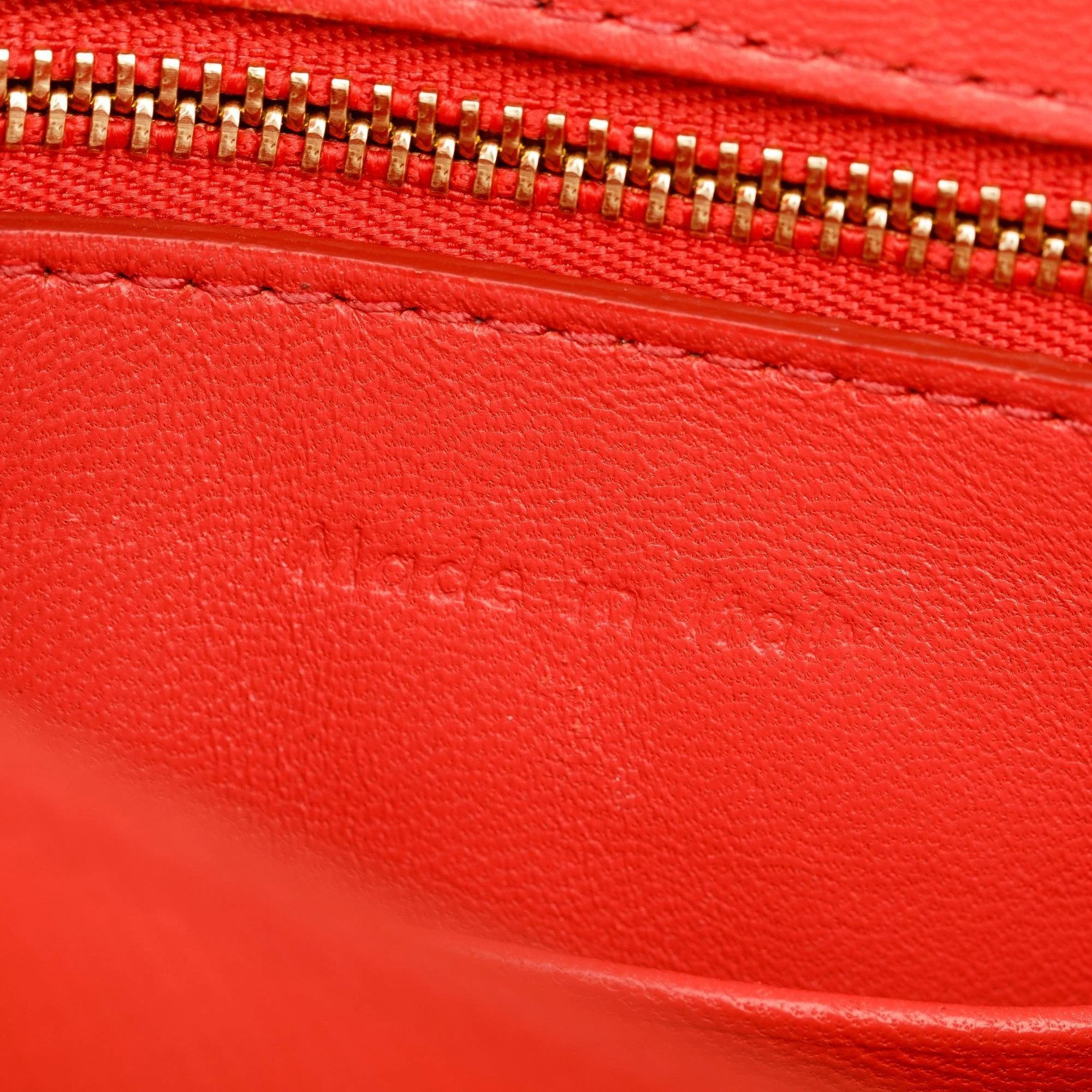 Celine-Red-Grained-Leather-Small-Trotteur-Crossbody-Bag-13.jpg