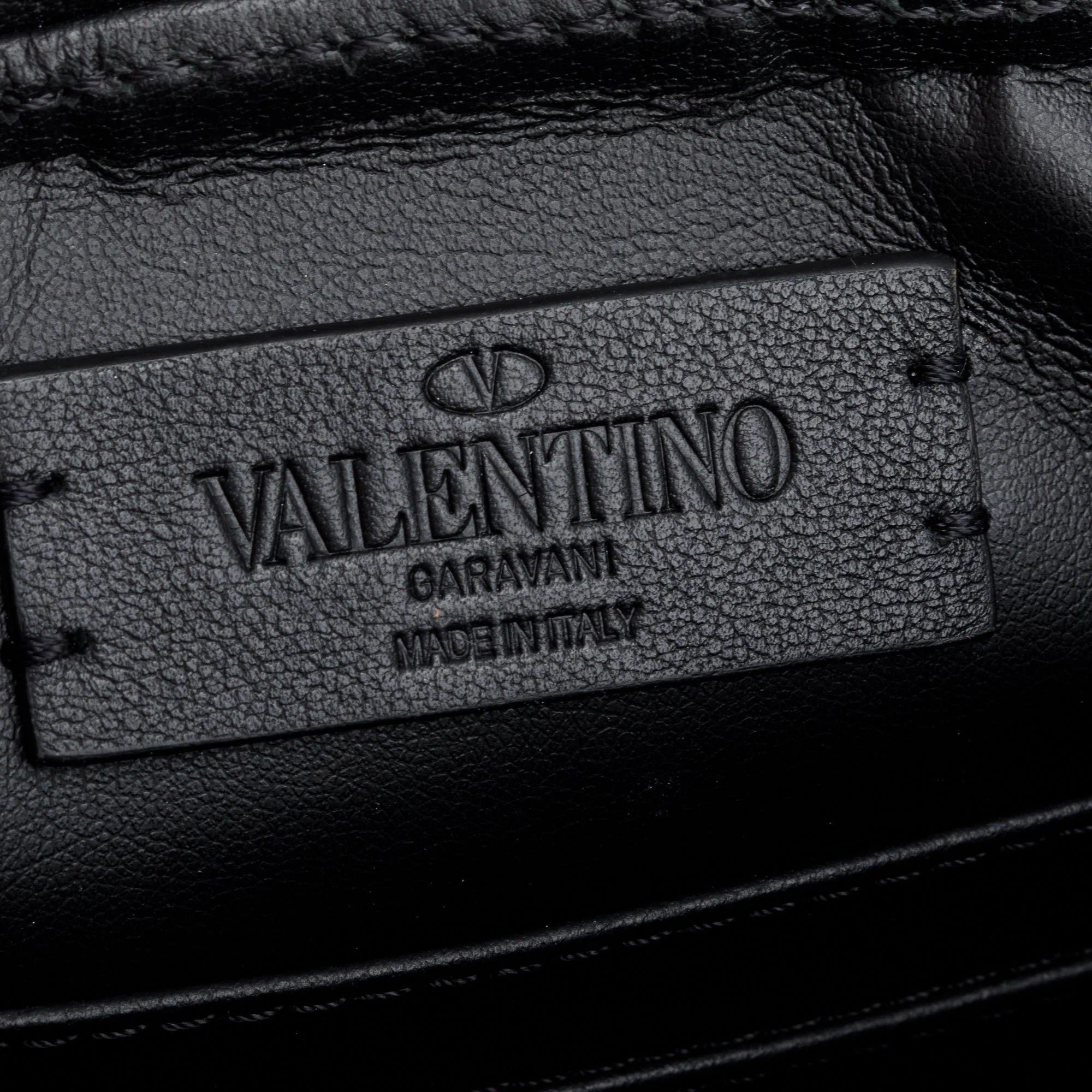Valentino-Black-Nylon-Leather-Trimmed-Vlogo-Signature-Small-Belt-Bag-4.jpg