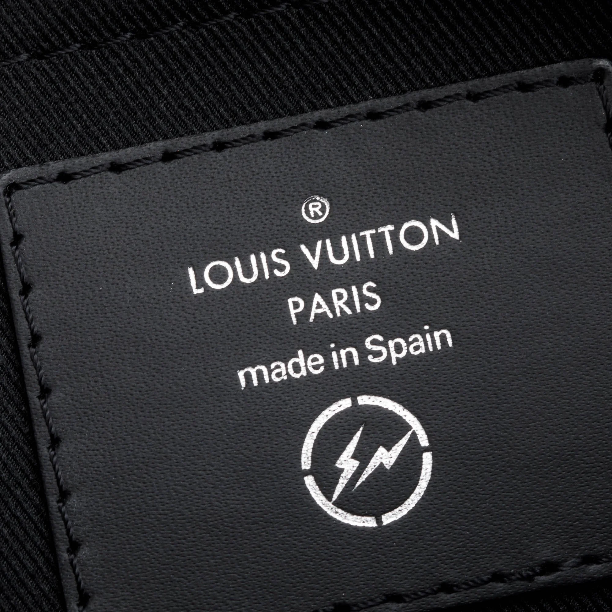 Louis-Vuitton-x-Fragment-Monogram-Eclipse-Apollo-Messenger-Bag-w-Box-9.jpg