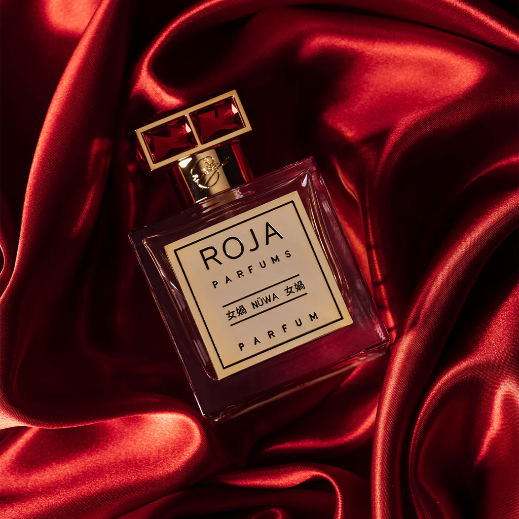 RojaParfums-NueWa-Parfum-ThePrestigeCollection-5060399679381-image-4_1024x.webp
