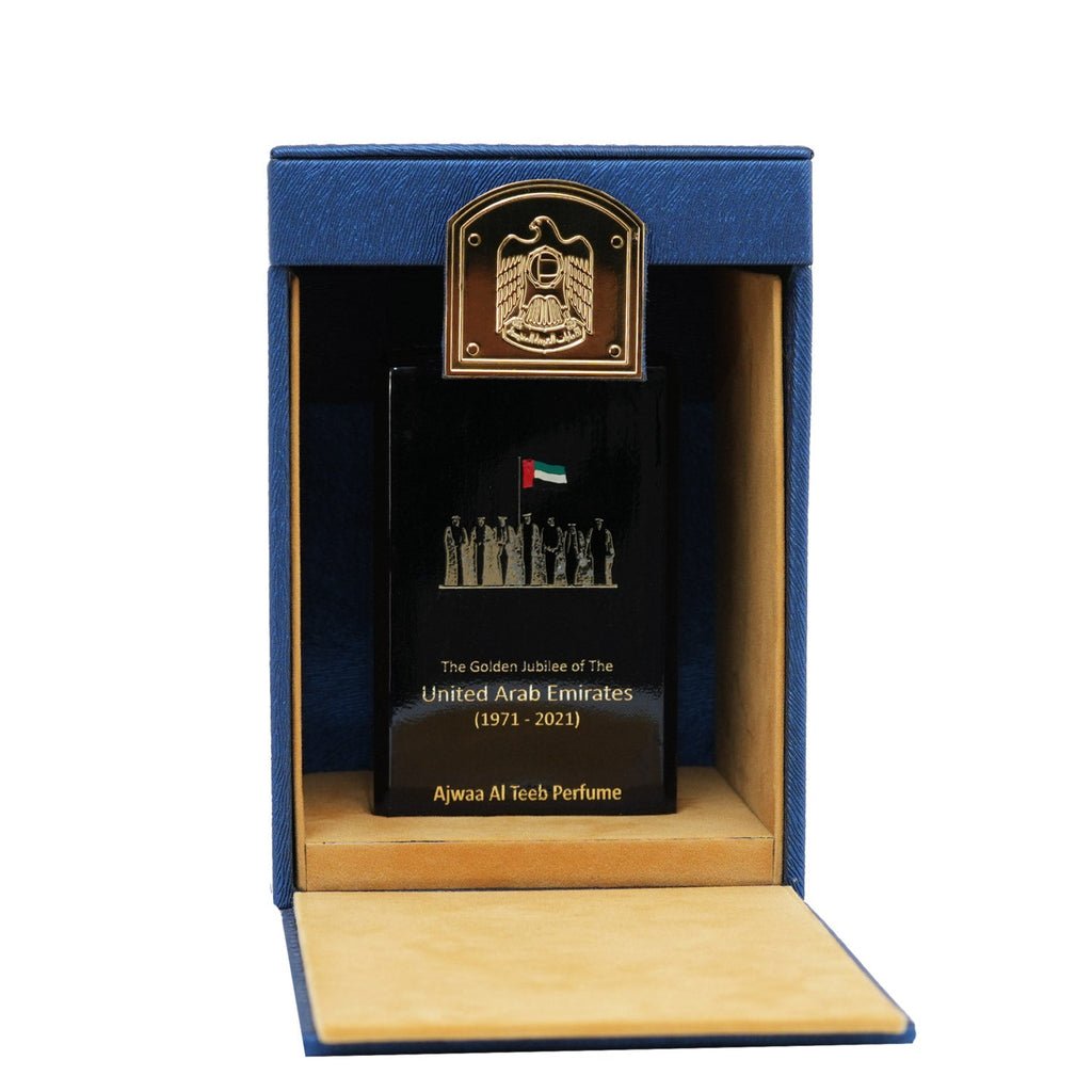 Ajwaa-Al-Teeb-Perfume-4_c249e7c8-3c53-4935-88dc-a9dada61cc0f_1024x.jpg