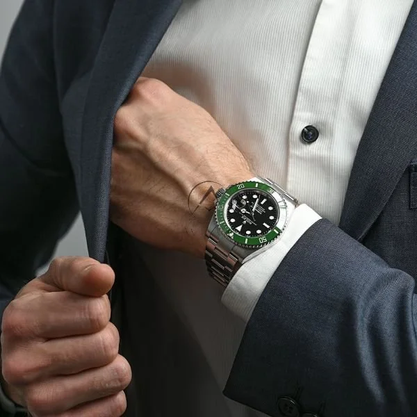 rolex-submariner-126610lv-007_6.jpg