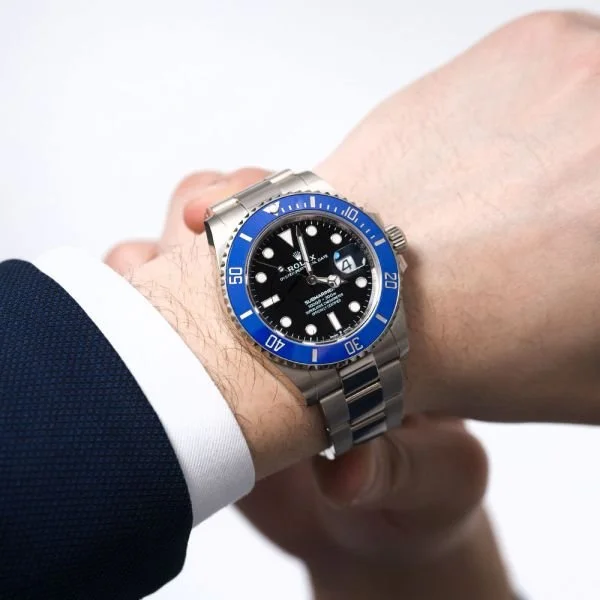 rolex-submariner-126619lb-009-6.jpg