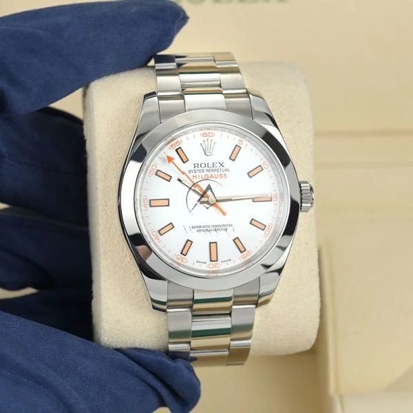 rolex-milgauss-116400-005-8.jpg