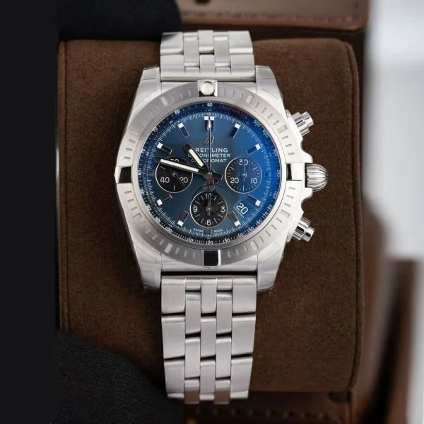 breitling_chronomat_ab0115101c1a1_blue_dial-6_2.jpg