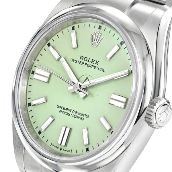 rolex-oyster-perpetual-134300-001-3.jpg
