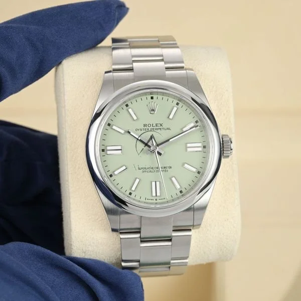 rolex-oyster-perpetual-134300-001-8.jpg