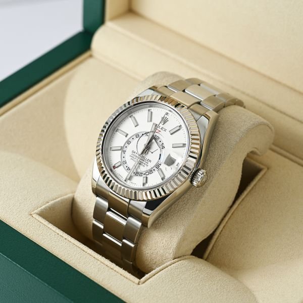 rolex-sky-dweller-326934-006-9.jpg