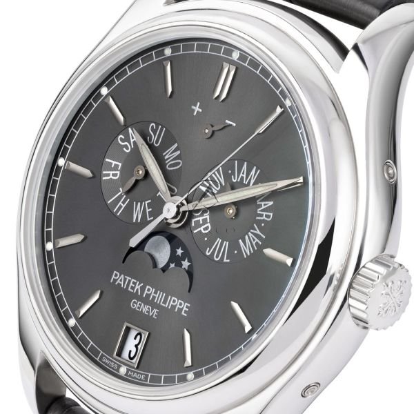 patek-phillipe-annual-calendar-5146g-001-3_1.jpg