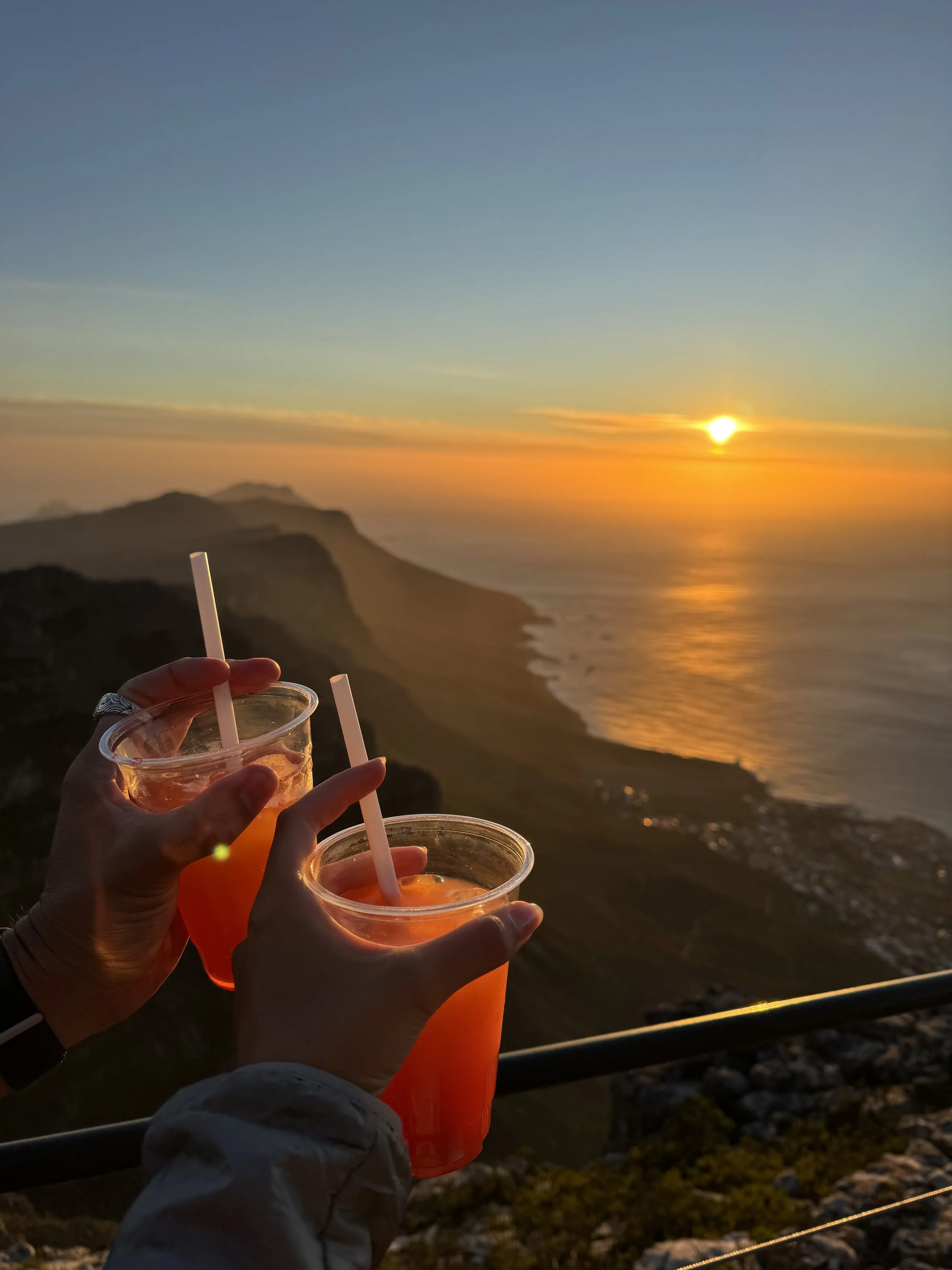 TableMountain_SunsetDrinks.jpg