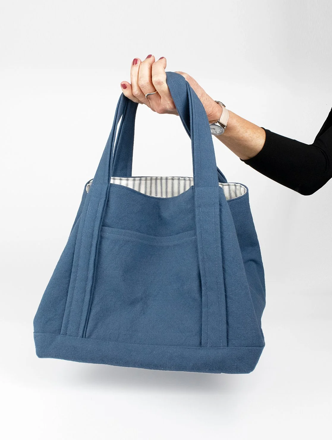 Euro tote- Blue - Hand -SS.jpg