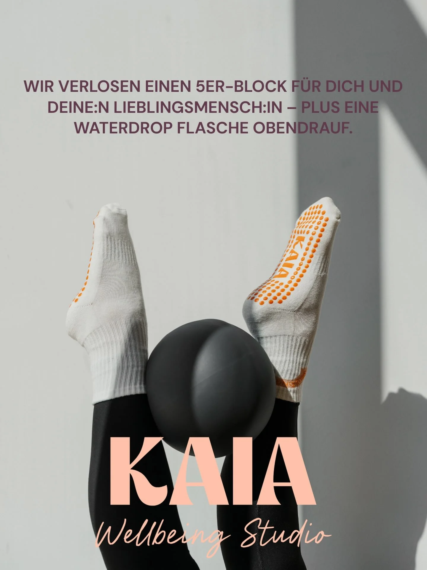 Zeit f&uuml;r eine Auszeit &ndash; zu zweit 🧡

Wir verlosen einen 5er-Block f&uuml;r dich und deine:n Lieblingsmensch:in &ndash; plus eine waterdrop Flasche obendrauf. 💧

So machst du mit:
Folge @kaia.wellbeingstudio 
Markiere deine:n Freund:in in 