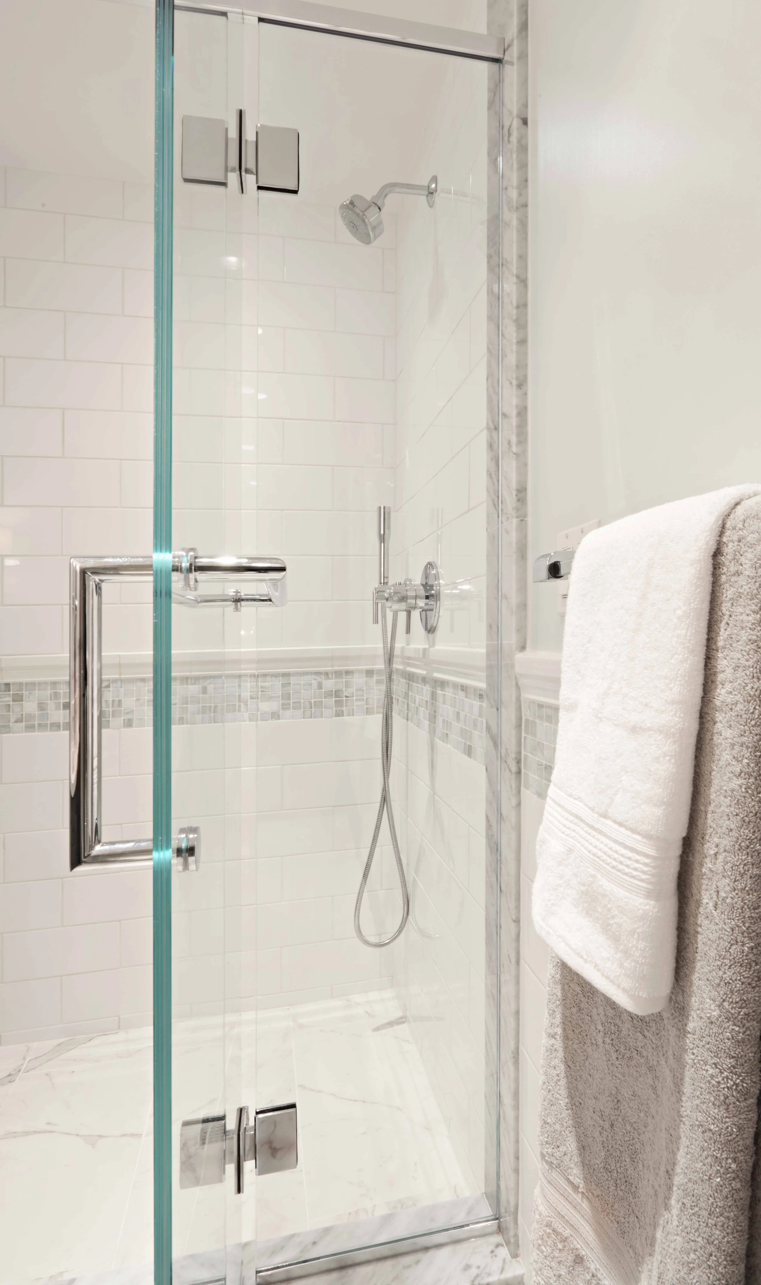 scarsdale-ny-brewster-house-primary-bathroom-marble-shower-surround-close-up.jpg