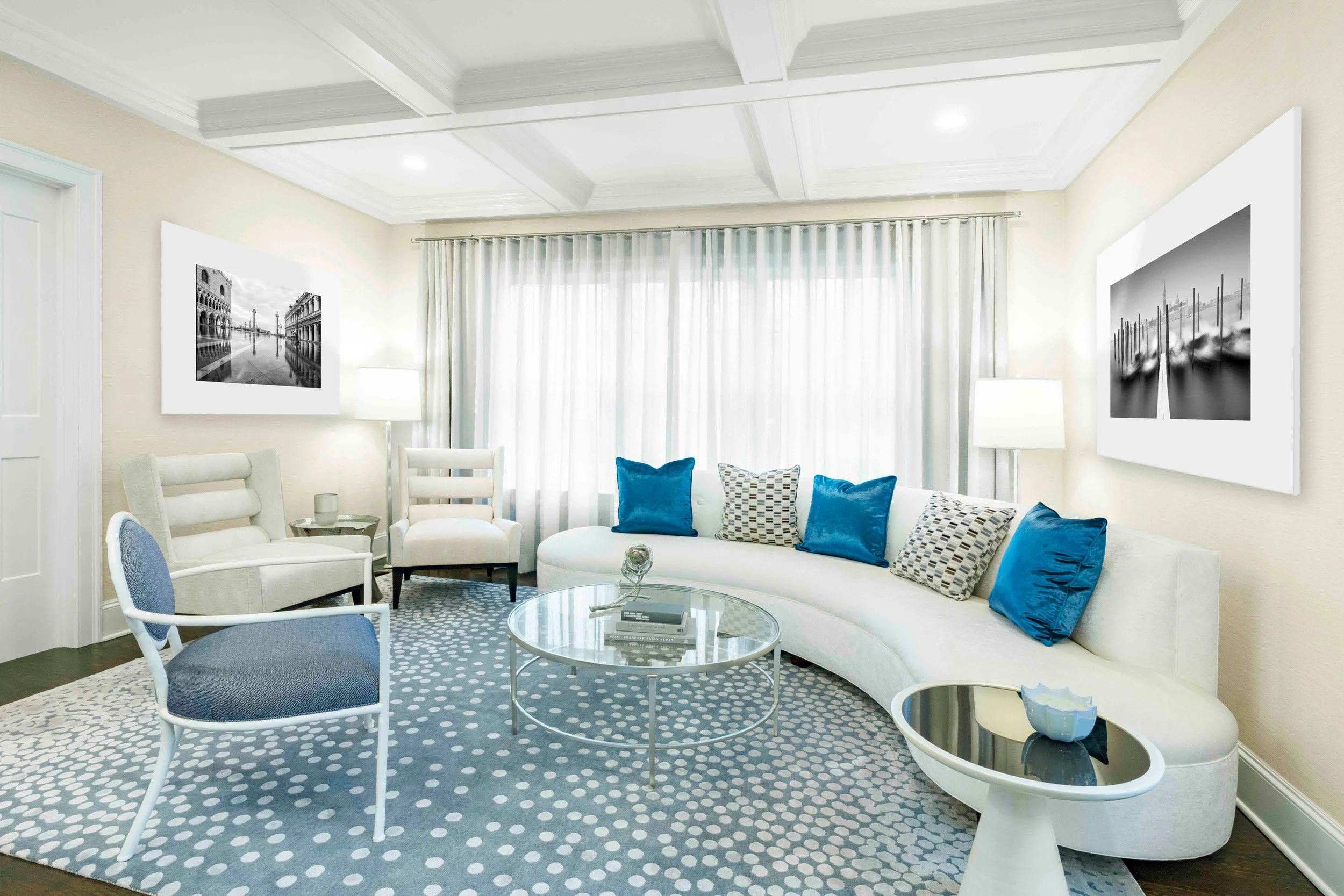 Wide view of the Glen Oaks living room in Rye, NY, highlighting custom furnishings, and a refined design by Luminosus Designs.