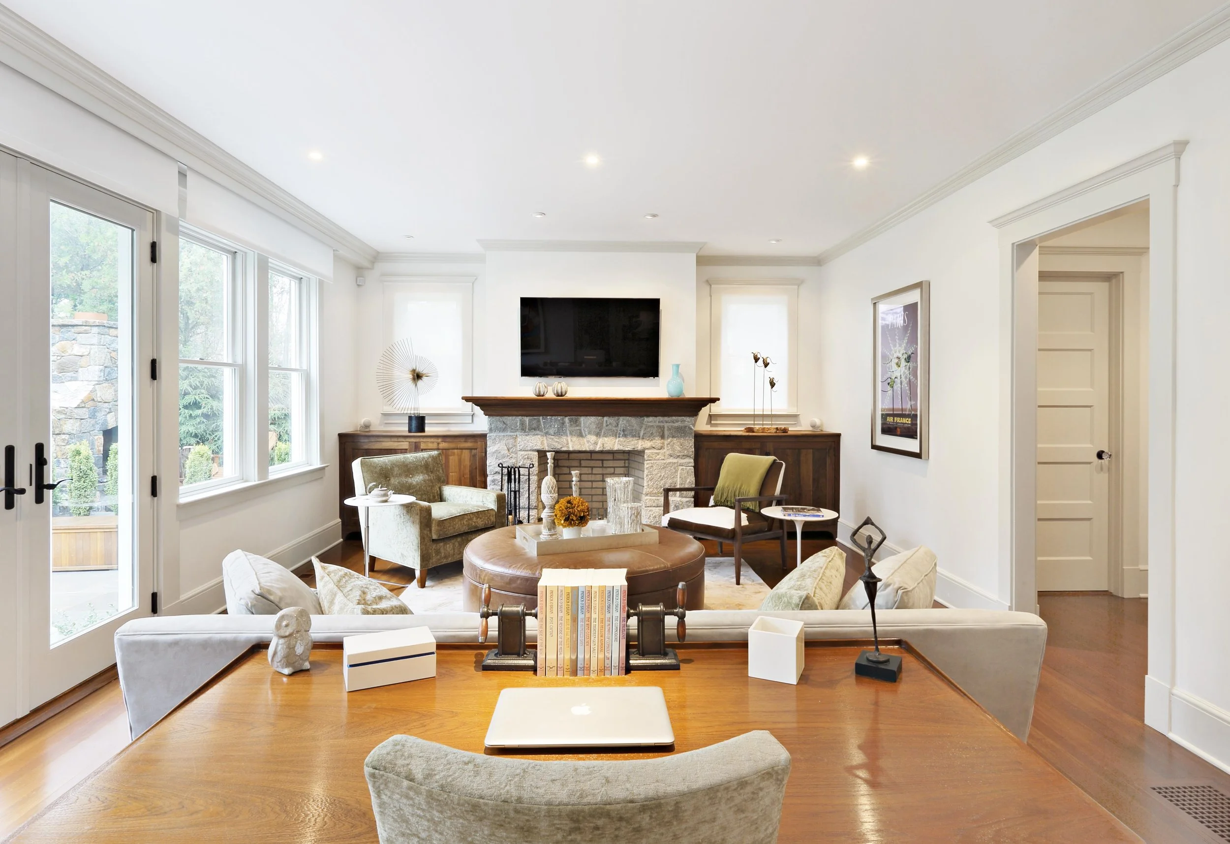 greenwich-ct-indian-field-family-room-wide.jpg