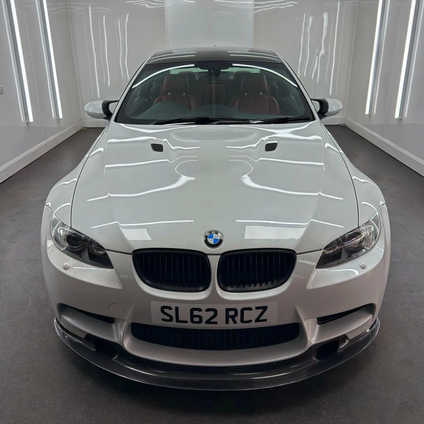 Project E92 complete - Full paint correction bringing the gloss back, engine bay detailed, leather restored, and finished with a ceramic coating to protect the paint and enhance the gloss.

#bmwdetailing #leatherrestoration #ceramiccoating #bedfordsh