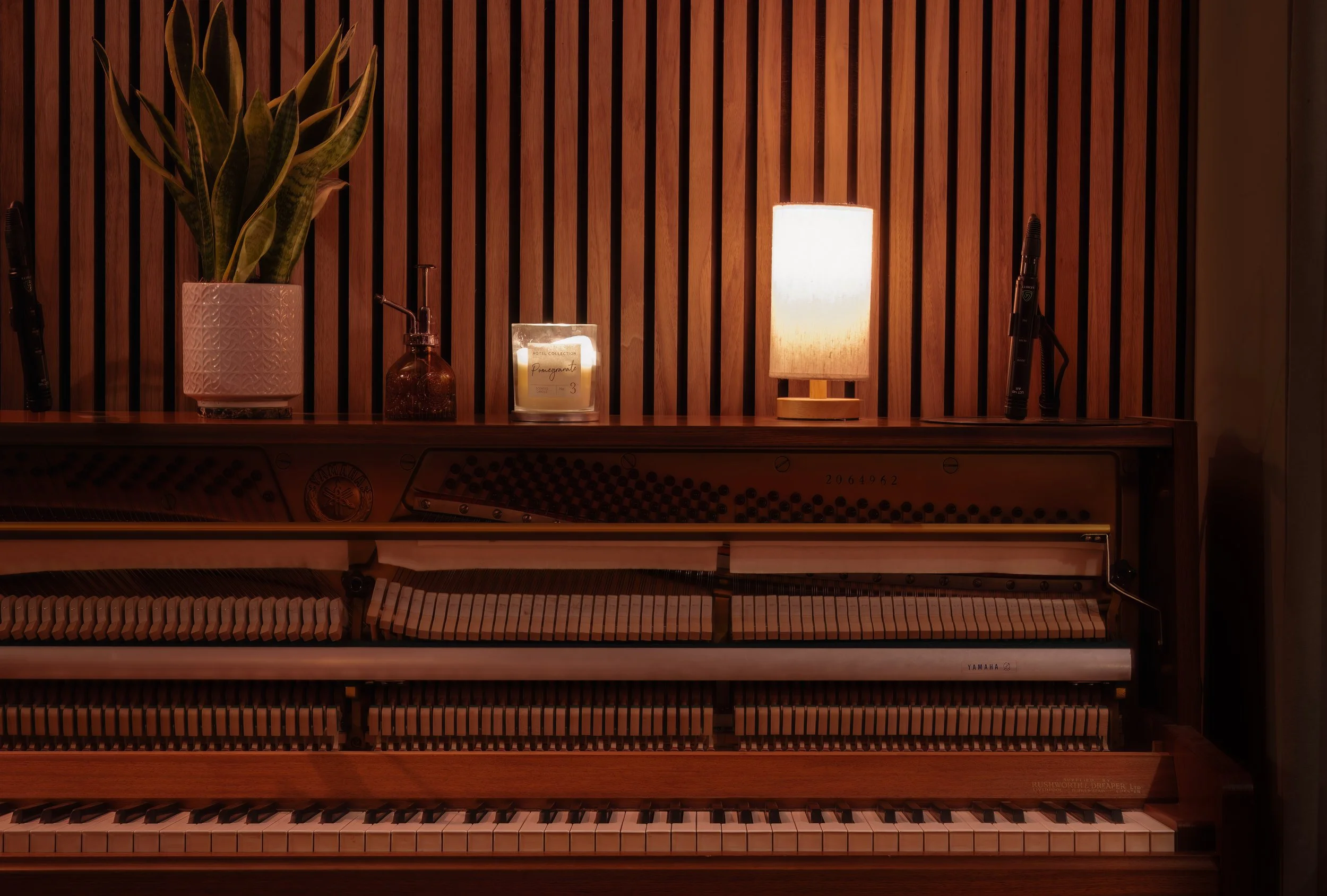 Pro-Capture One 8308-Edit.jpg