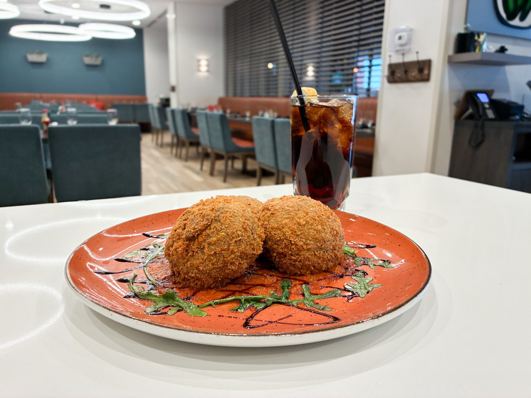 ✨ This week&rsquo;s Chef's Lunch is a delicious treat! Enjoy our mushroom arancini paired with roasted tomato marinara and a drizzle of balsamic glaze for just $14! 🤌 You'll also get to choose a drink and a side to complement your meal. 🍽️

🗓️ Ava