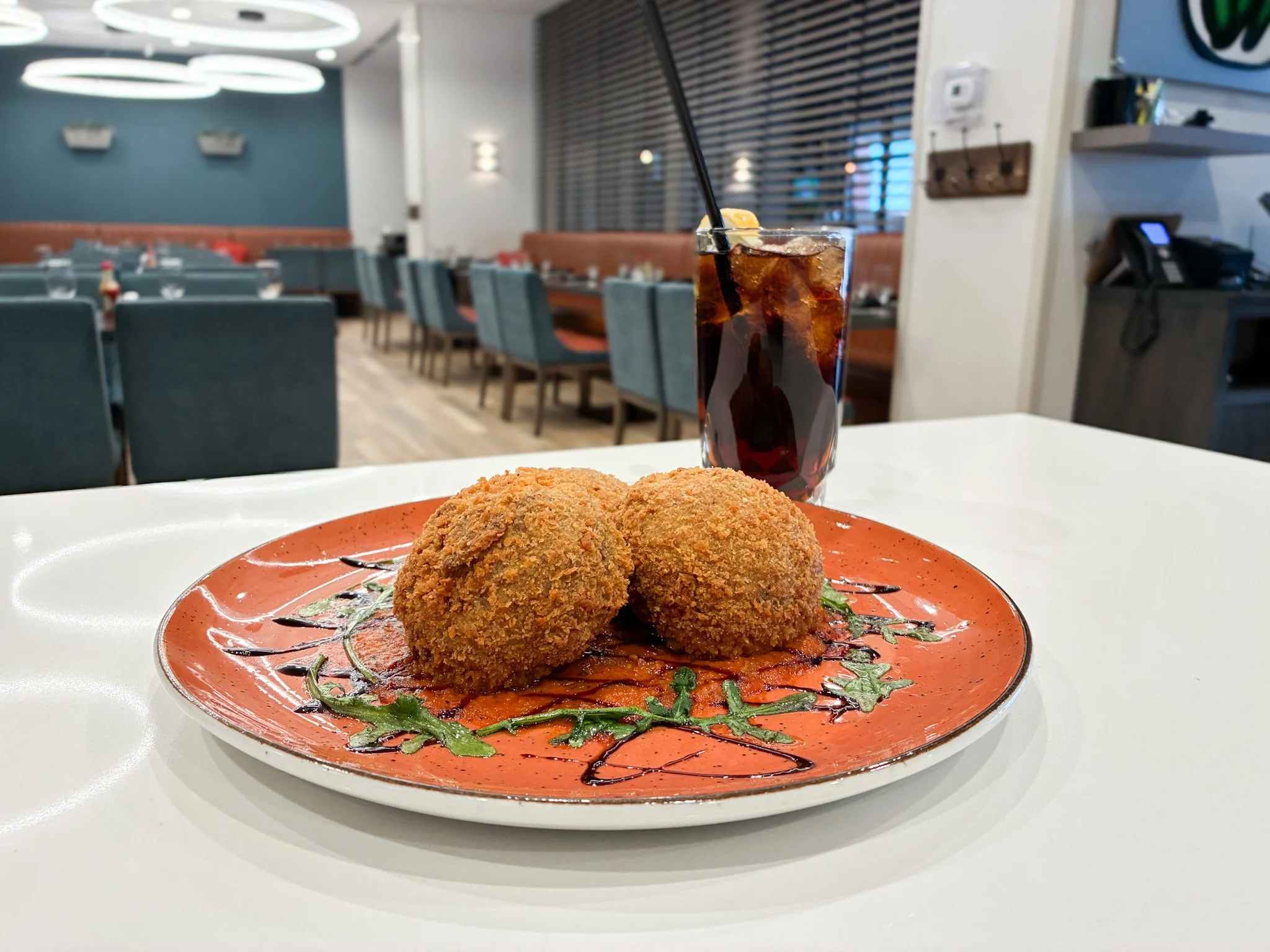 ✨ This week&rsquo;s Chef's Lunch is a delicious treat! Enjoy our mushroom arancini paired with roasted tomato marinara and a drizzle of balsamic glaze for just $14! 🤌 You'll also get to choose a drink and a side to complement your meal. 🍽️

🗓️ Ava