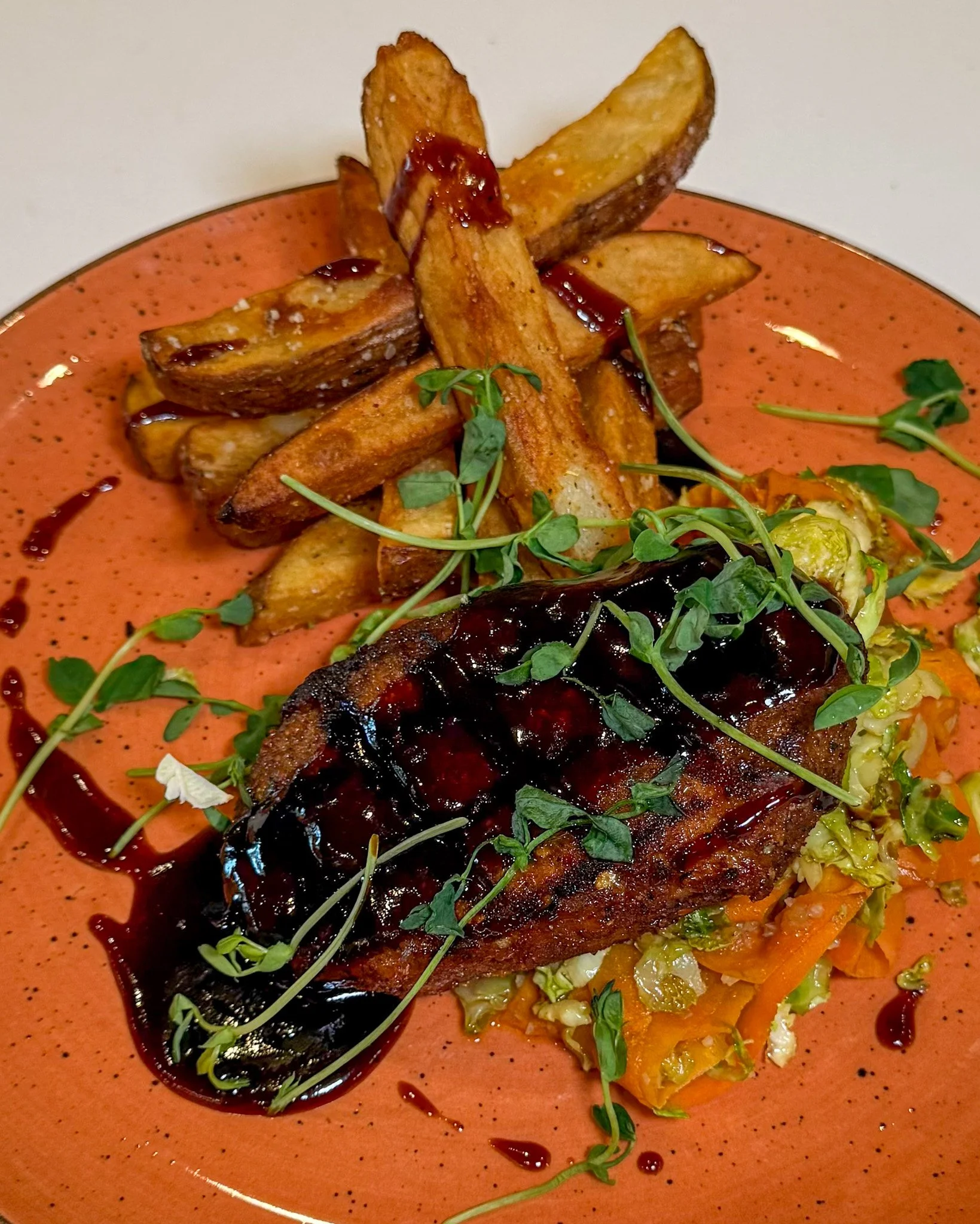 💚 If you haven&rsquo;t joined us for lunch yet, consider this your invitation! 

Our menu is full of dishes we&rsquo;ve spent time on. Everything is made from scratch with familiar flavours that feel like home. 🥗✨

Come see what we&rsquo;ve been wo