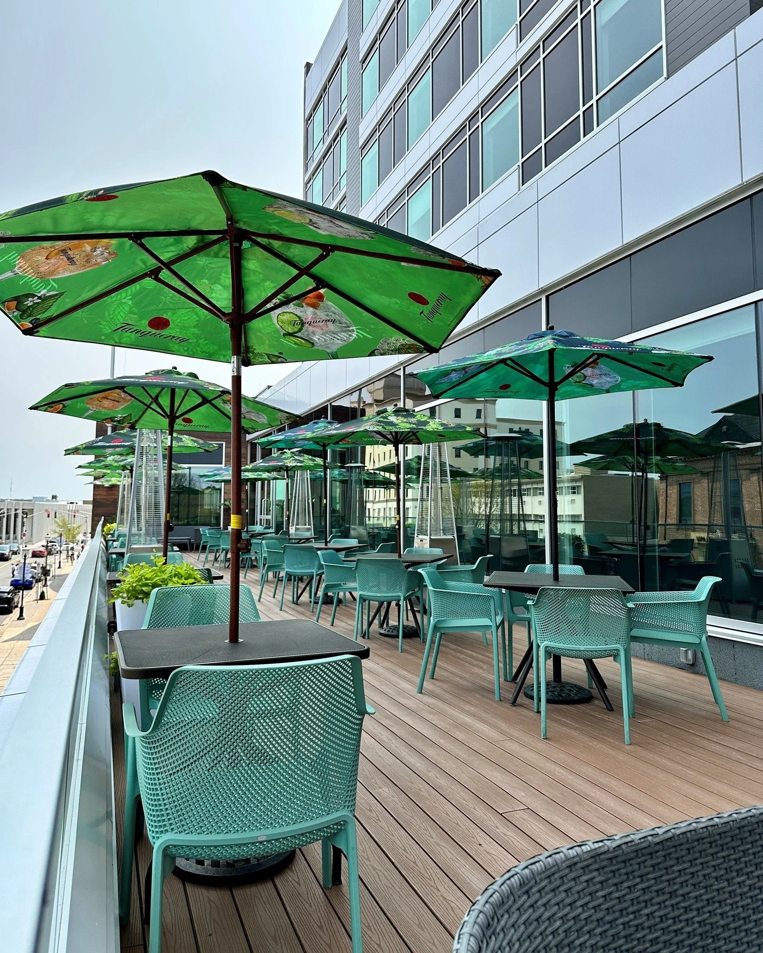 ☀️ Patio season is here! 

Our patio and upstairs terrace are NOW OPEN for you to enjoy made-from-scratch comfort food with stunning downtown views! 🌿🍹 

👉 Both spaces are first-come, first-served, so no reservations needed. 

Join us daily from 1