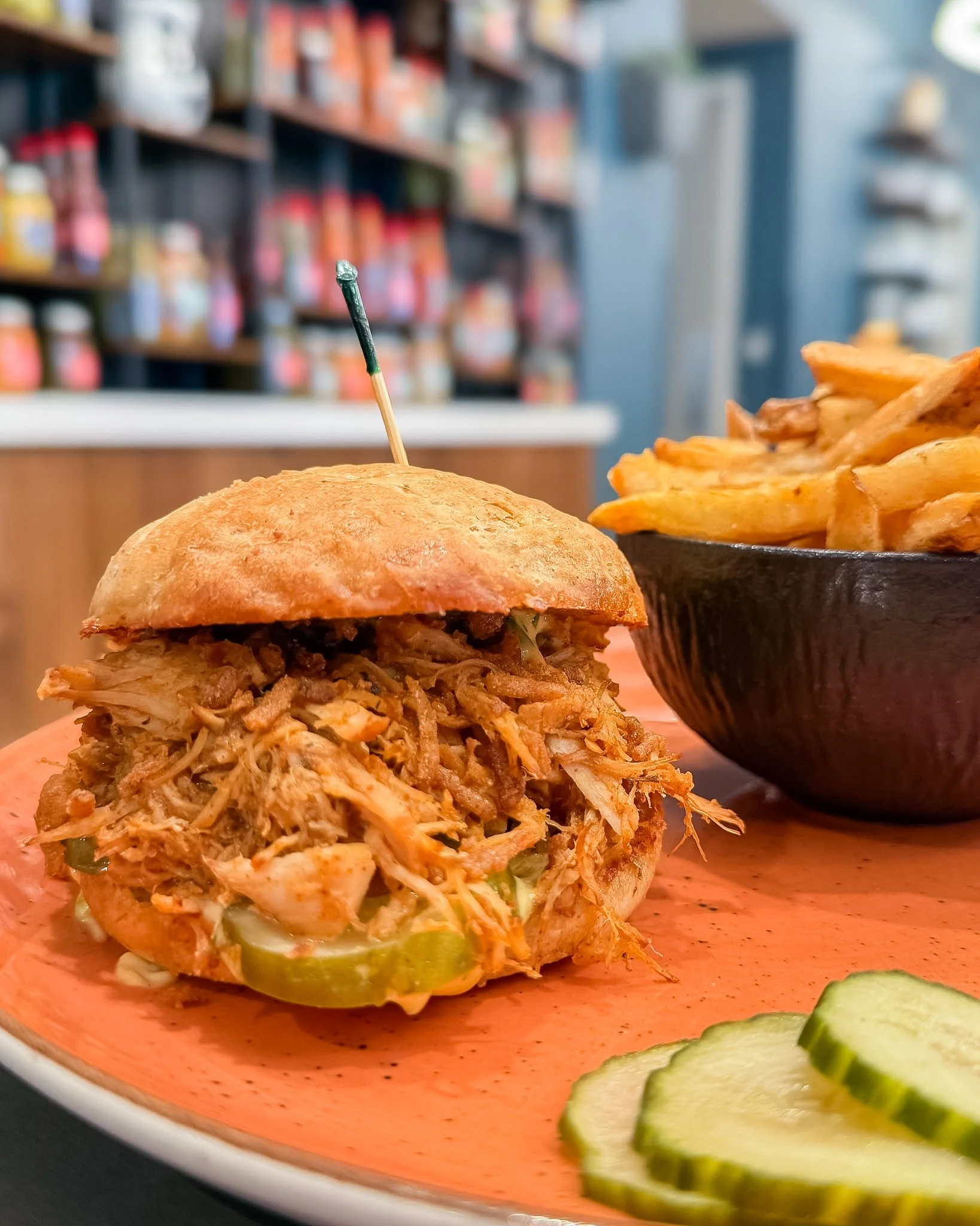 If you needed a reason to leave your desk today, here it is 😏 🥪 

Pulled Pork Sandwich: 
&middot; Pulled Pork &middot; Sriracha Mayo &middot; Crispy Onions &middot; Toasted Housemade Bun &middot; 

Enjoy your lunch, a drink, and a side for just $14