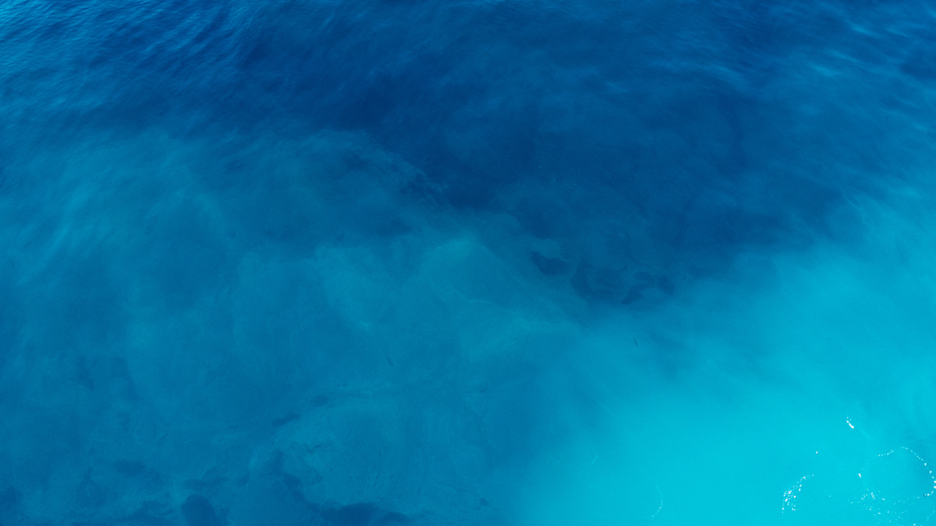 A calming blue image that offers life transition therapy in Vancouver BC with Rachel RCC