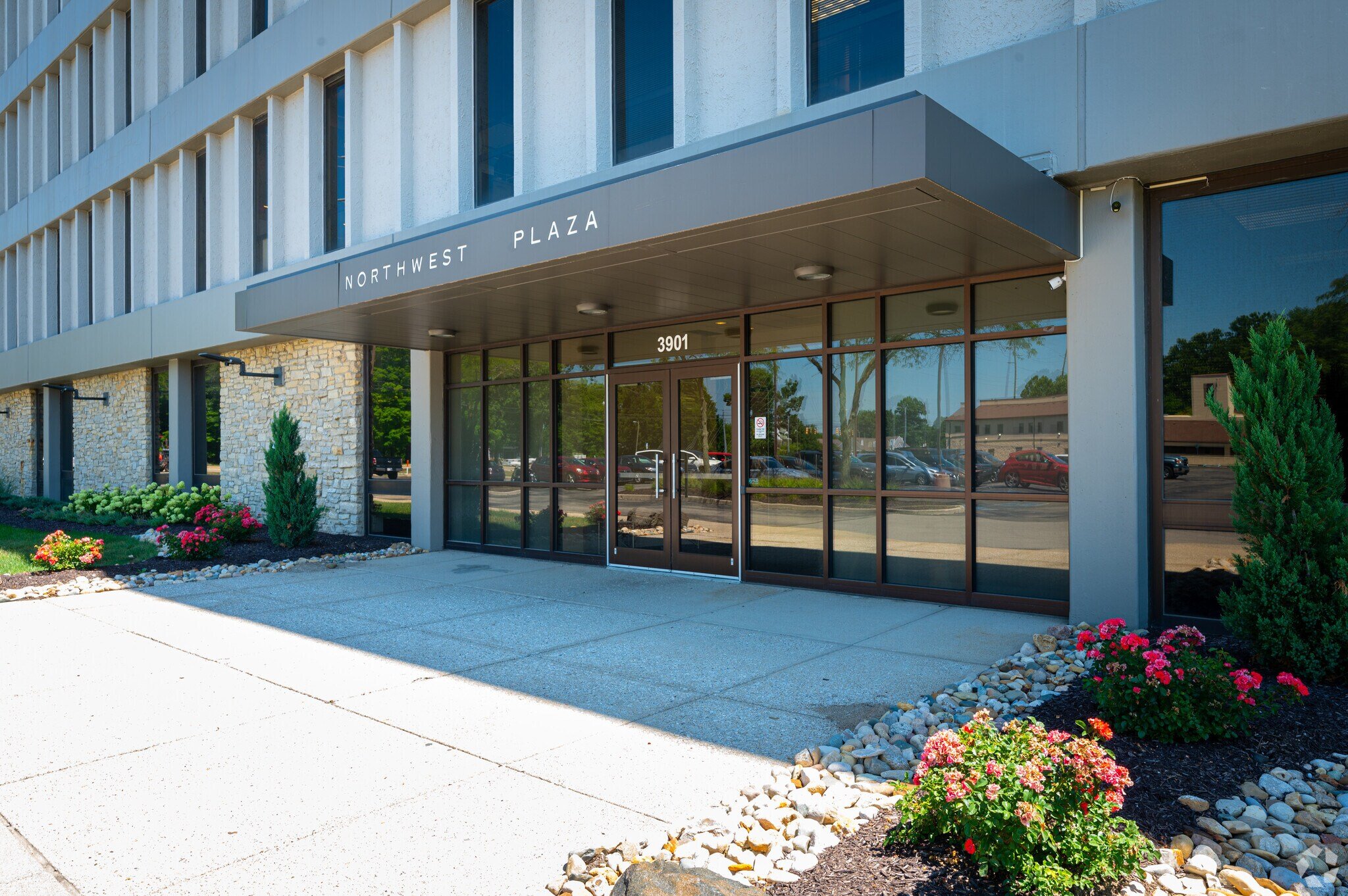 3901-W-86th-St-Indianapolis-IN-Building-Photo-6-LargeHighDefinition.jpg