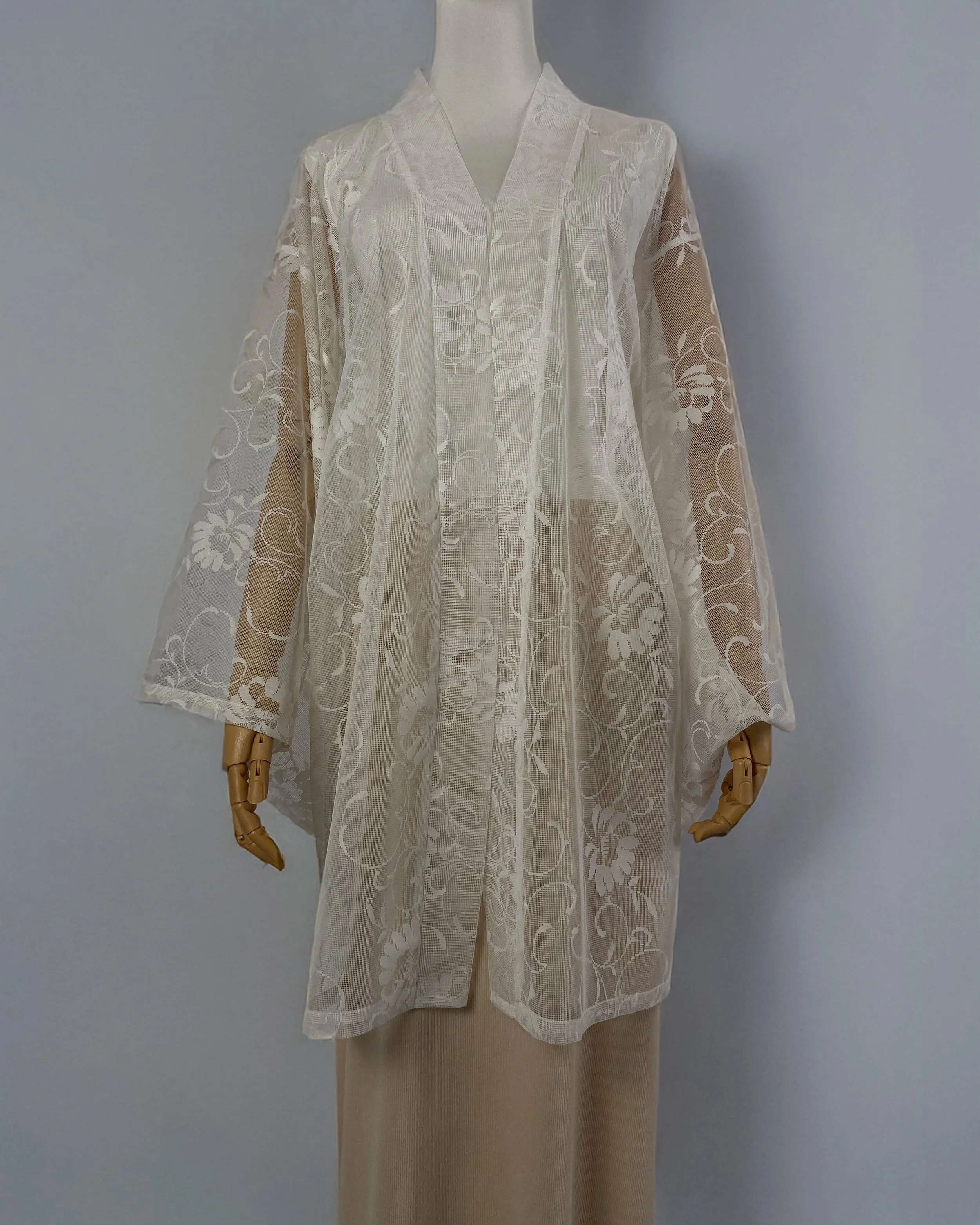 Mira Lace, eestvaade-Prosinga Studio.jpg