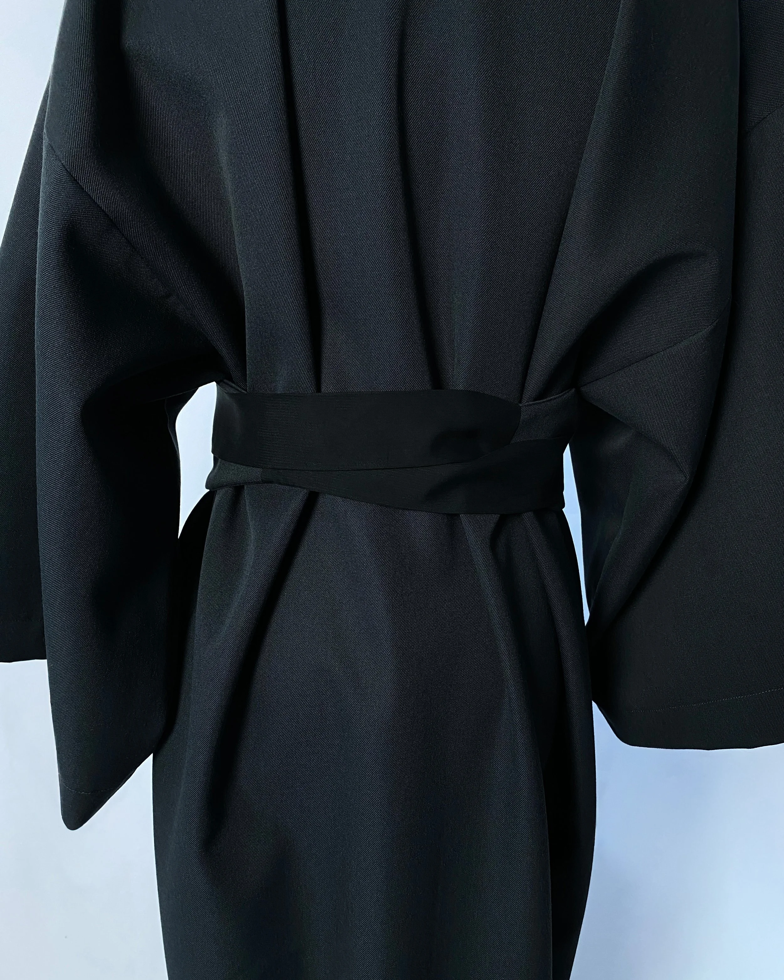 tagant vöö closeup käteta.jpg