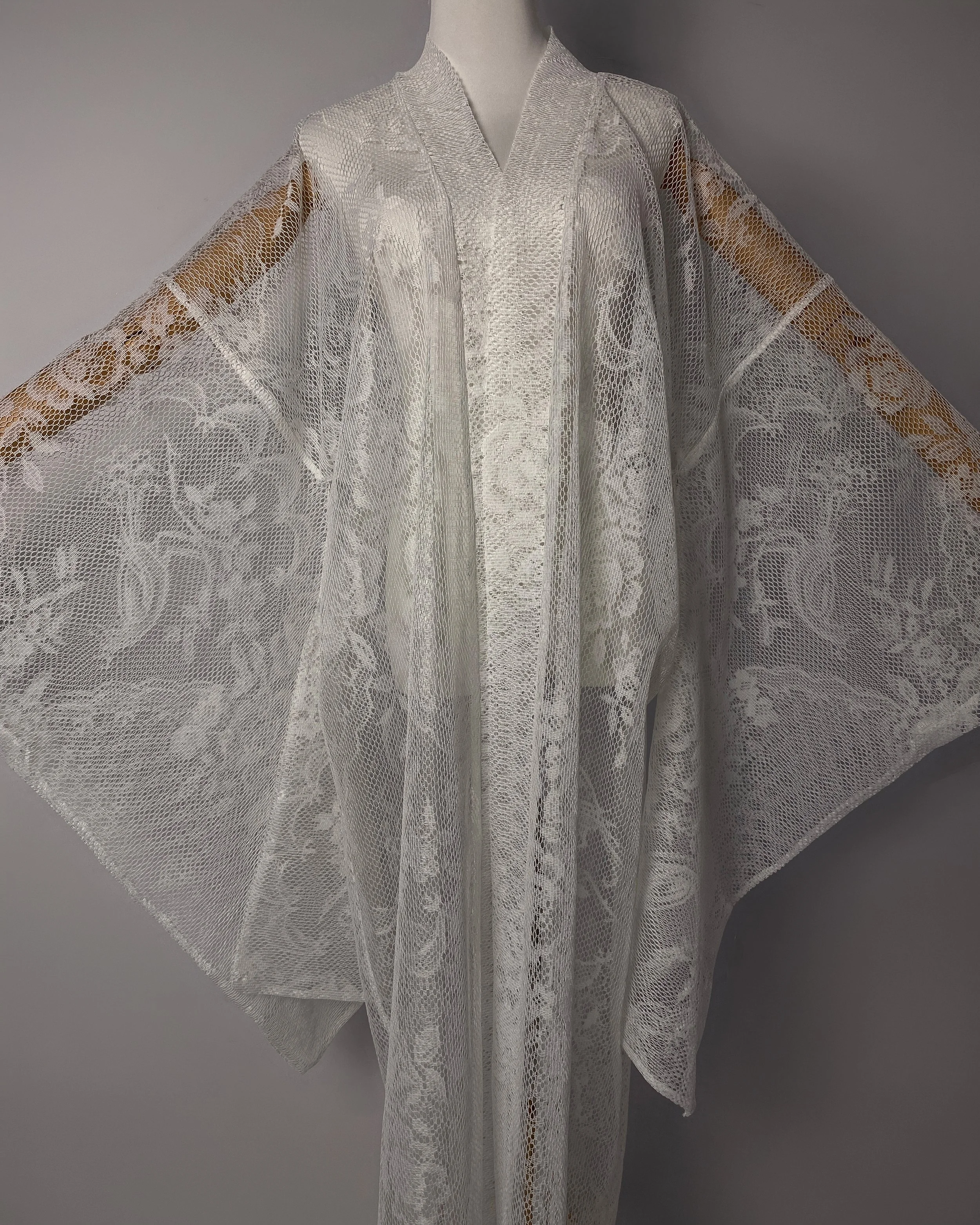 "Lark Veil" L-XXL