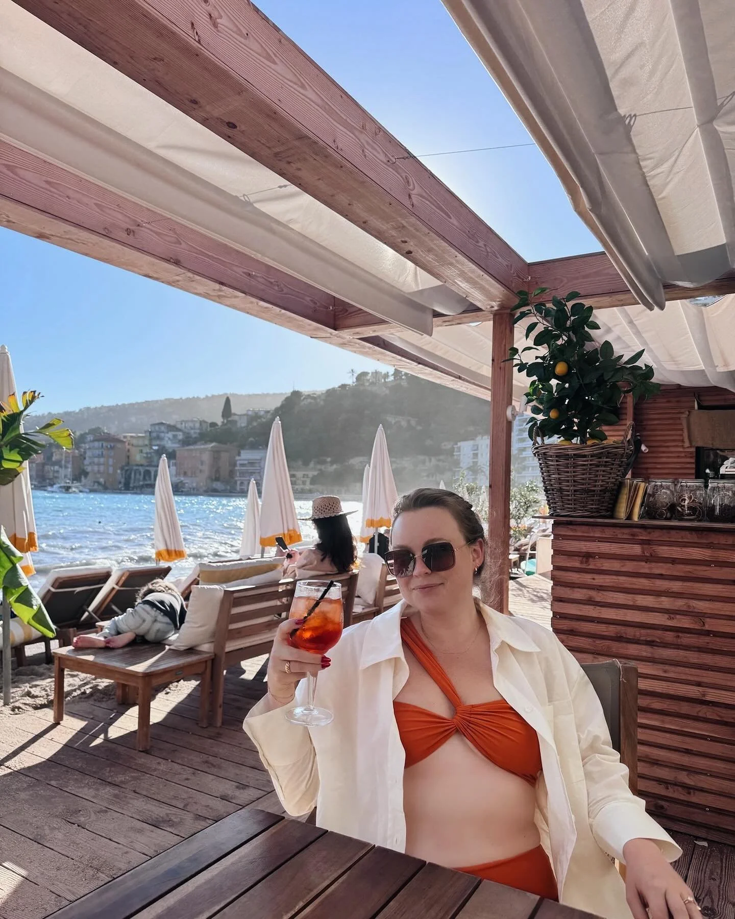 Oui ✨🪩☀️🌊🥂