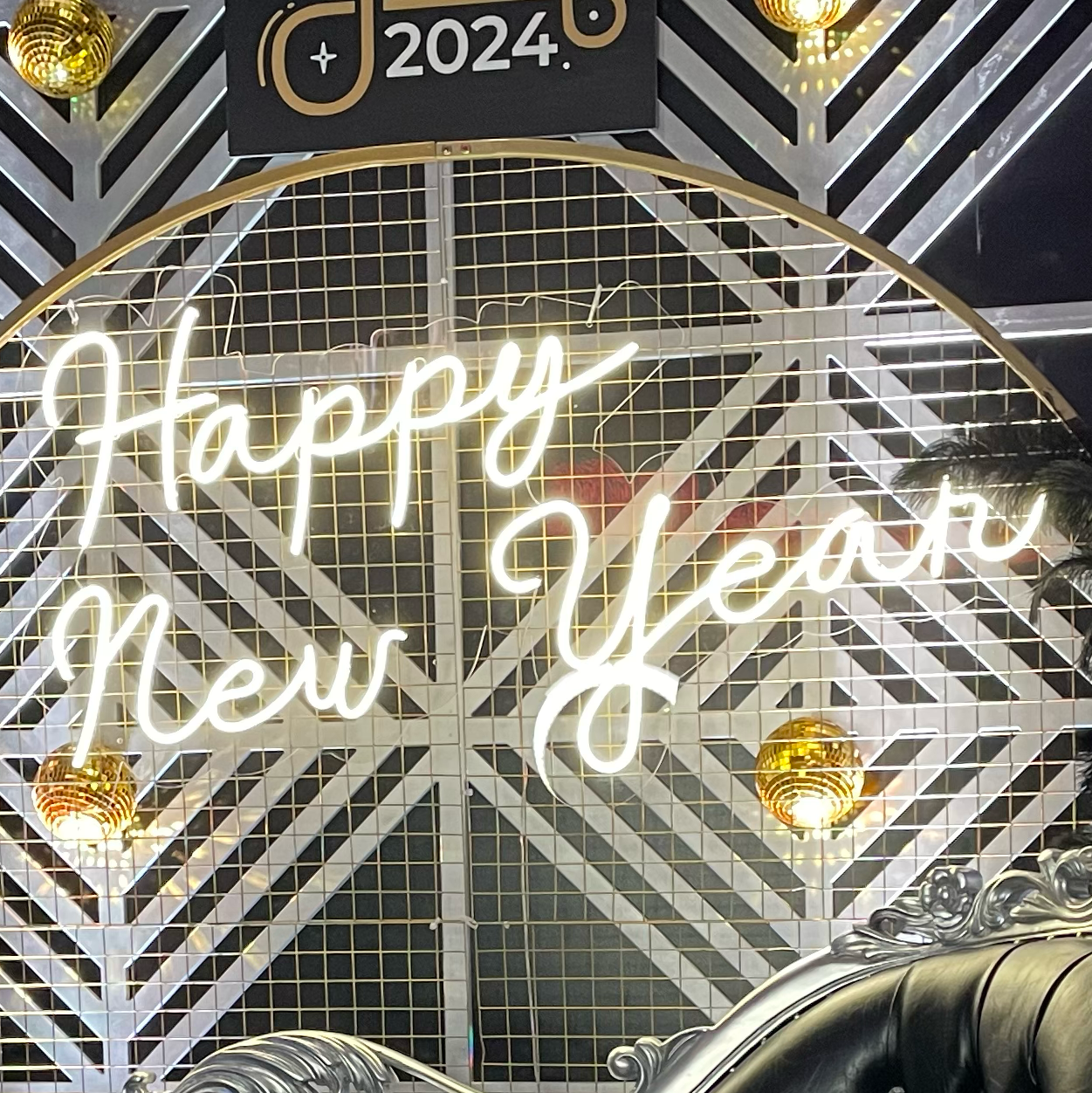 “Happy New Year” Sign