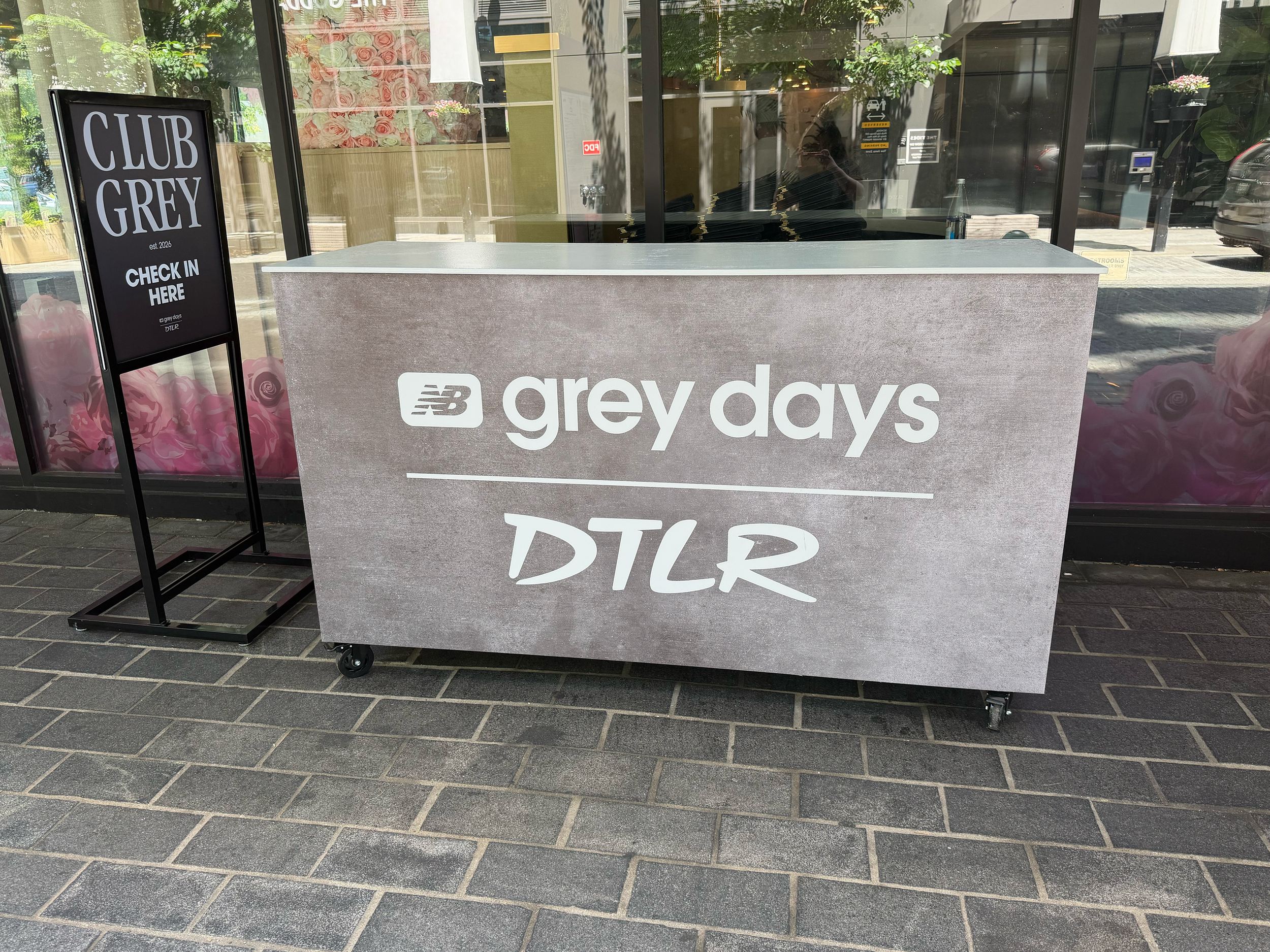 DTLR New balance Grey Days branded entrance desk
