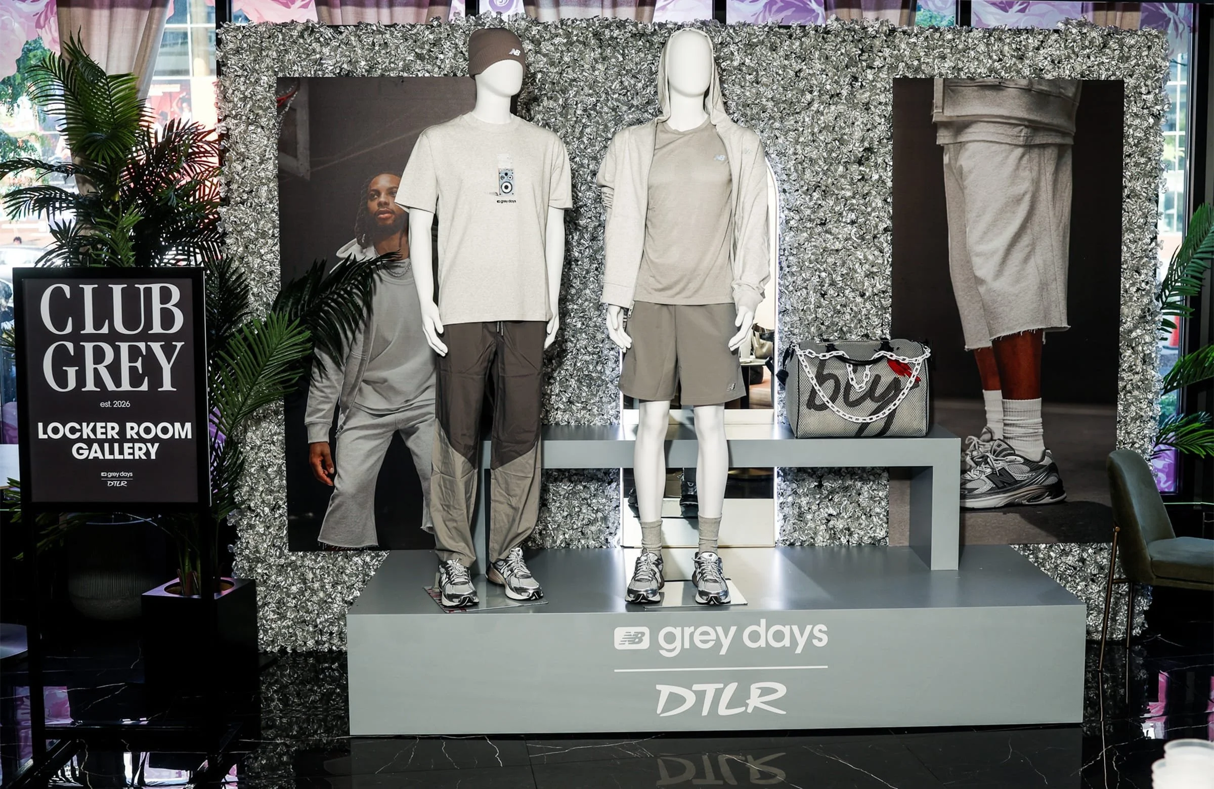 New Balance store display of mannequins in New balance clothing
